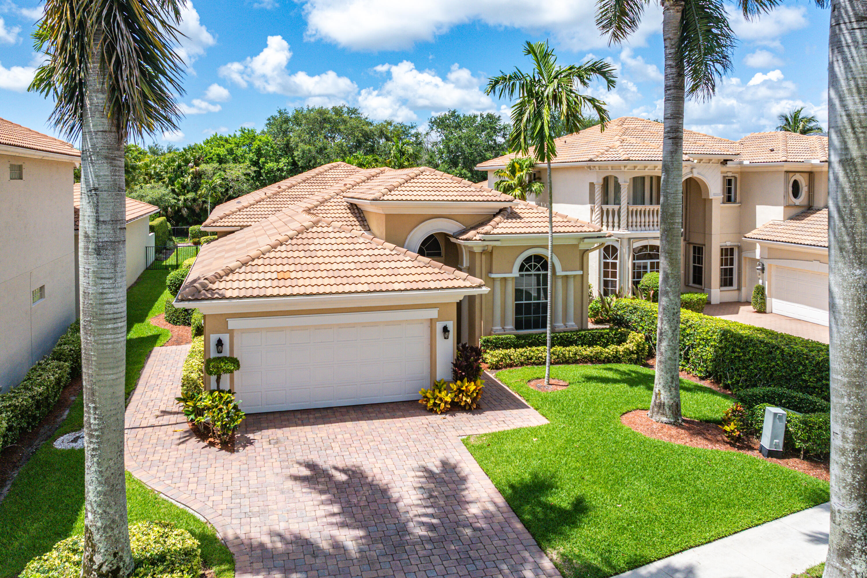 Mizner Country Club - Residential