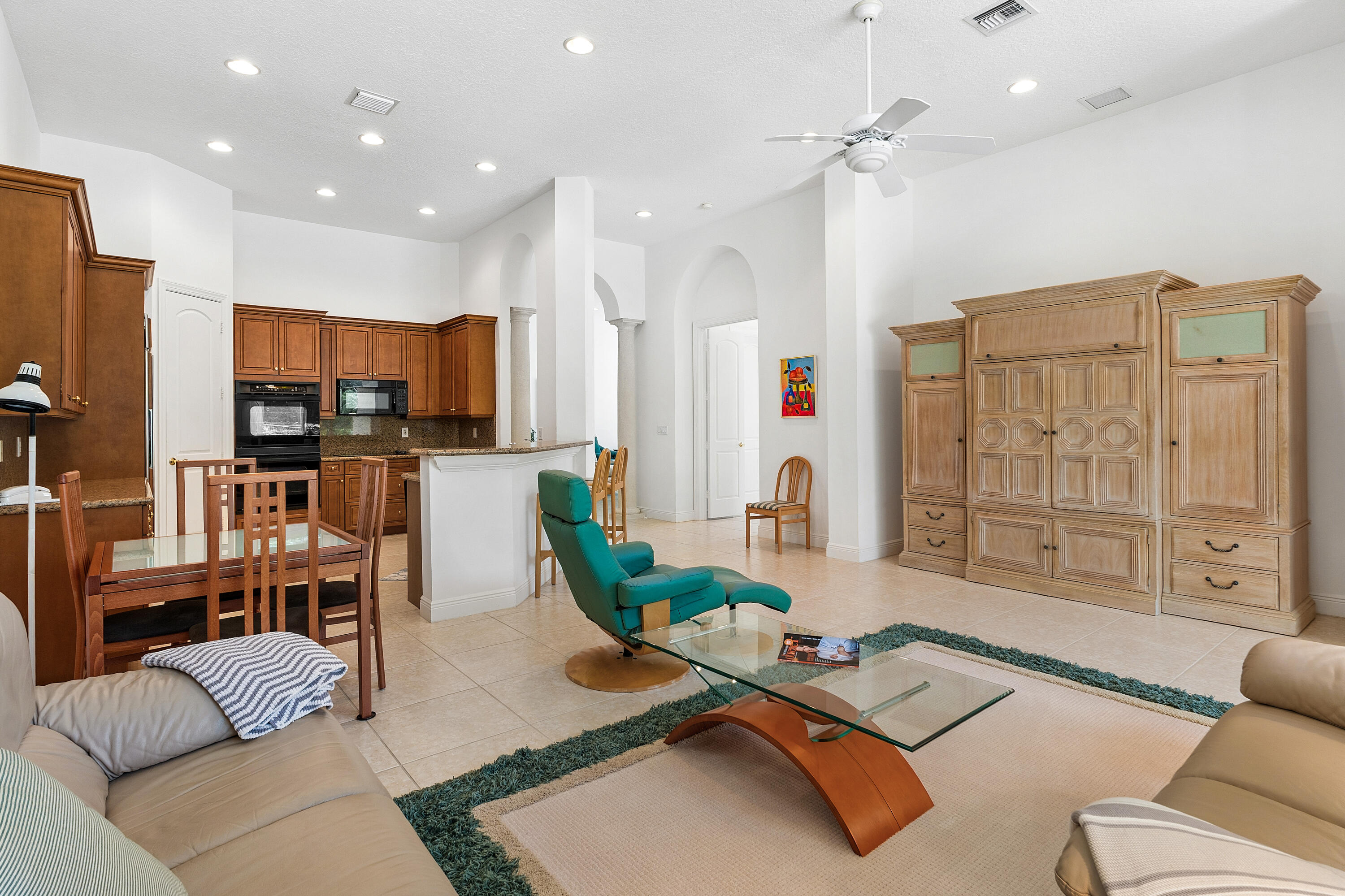 Mizner Country Club - Residential