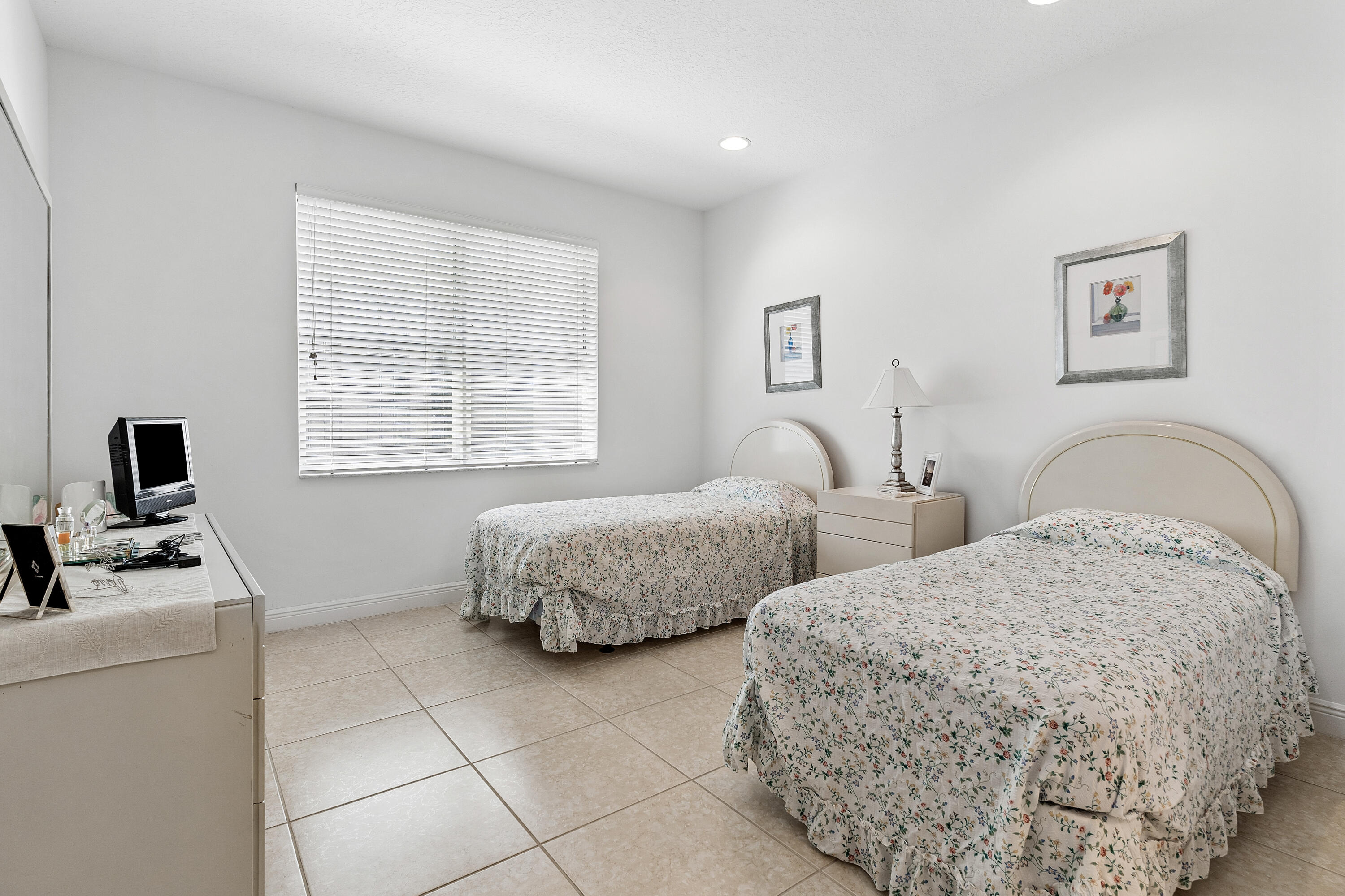 Mizner Country Club - Residential