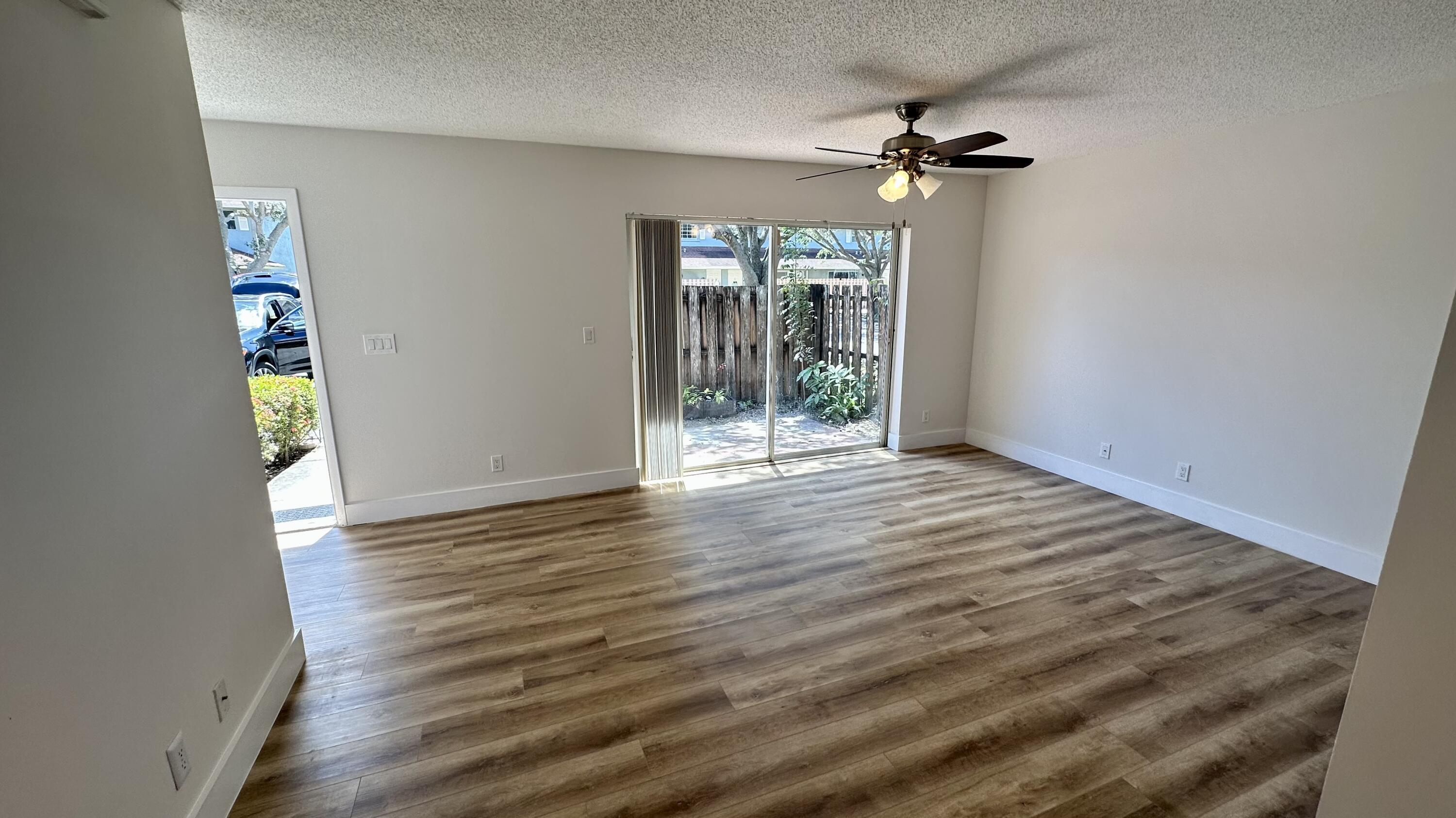 CYPRESS ESTATES OF PALM SPRINGS - Residential Lease