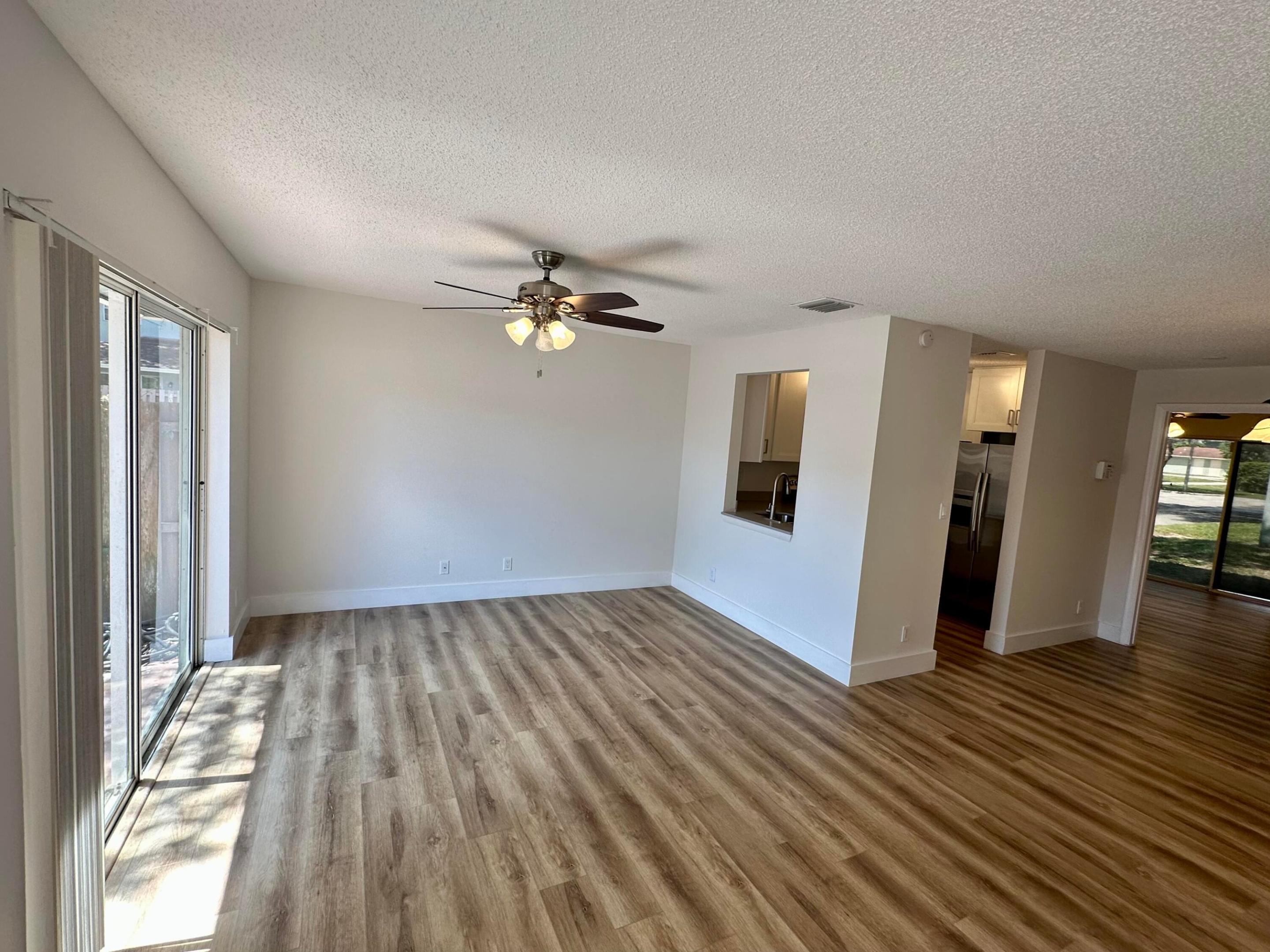 CYPRESS ESTATES OF PALM SPRINGS - Residential Lease
