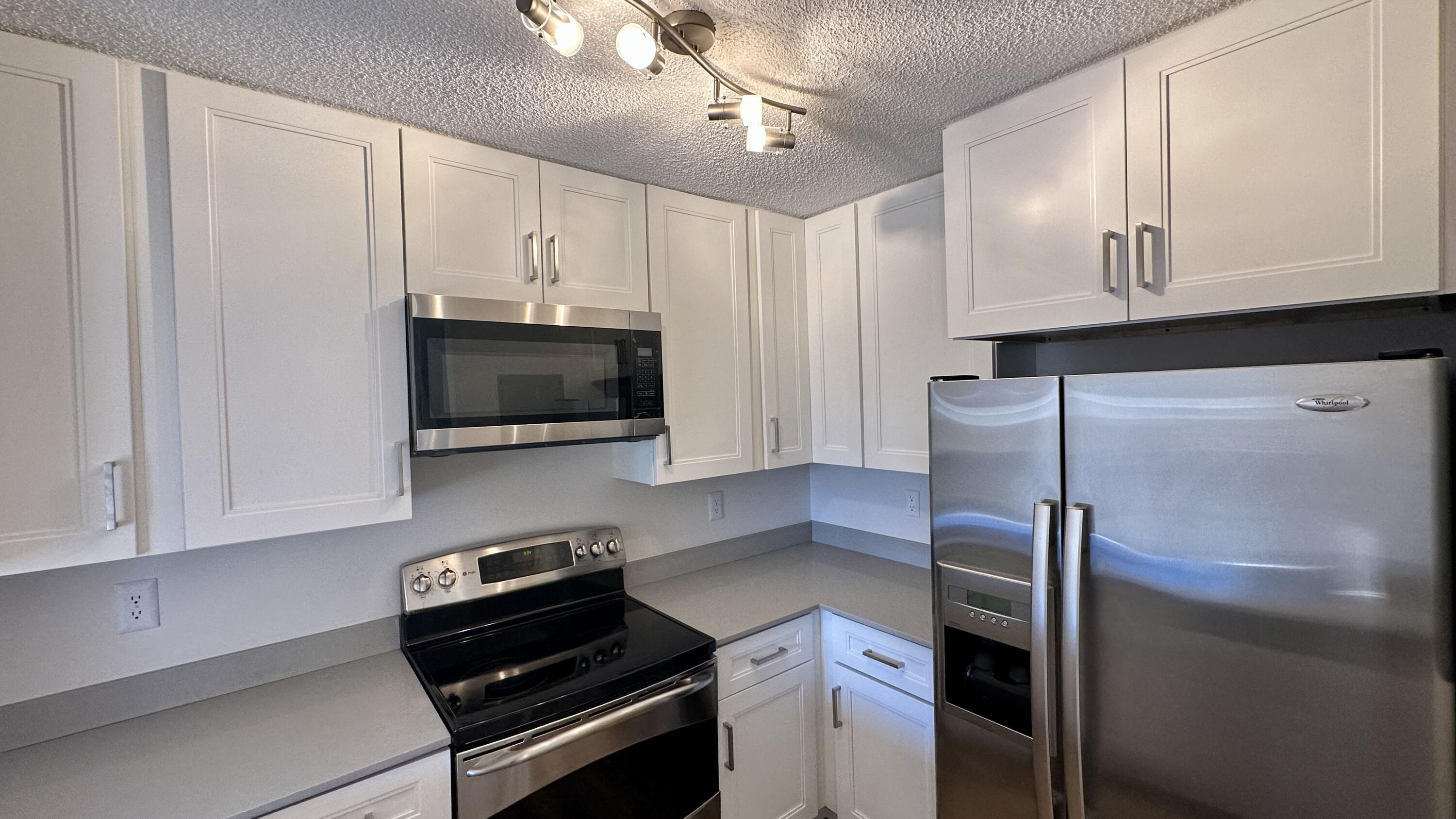 CYPRESS ESTATES OF PALM SPRINGS - Residential Lease
