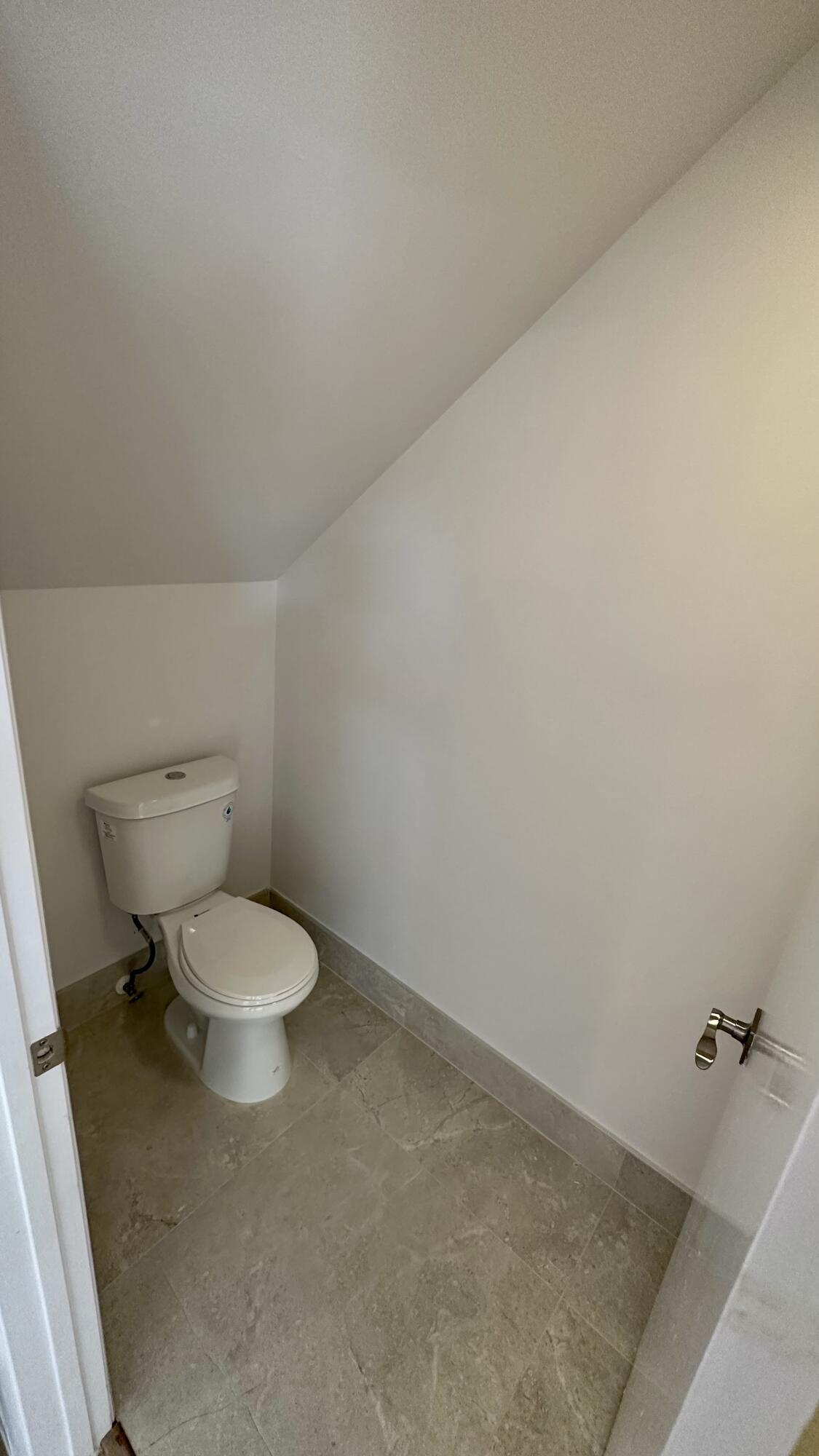 CYPRESS ESTATES OF PALM SPRINGS - Residential Lease