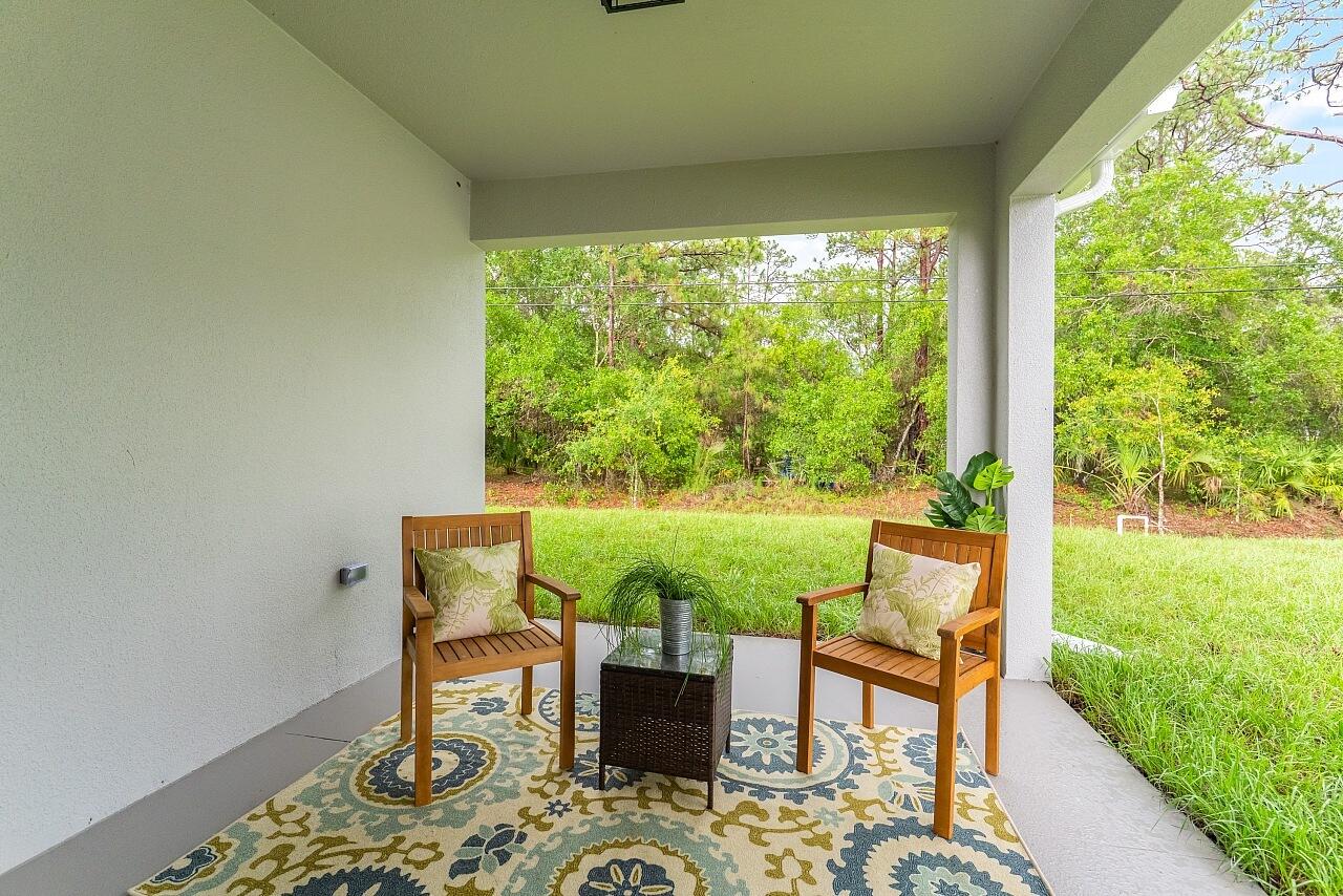 VERO LAKE ESTATES UNIT P - Residential