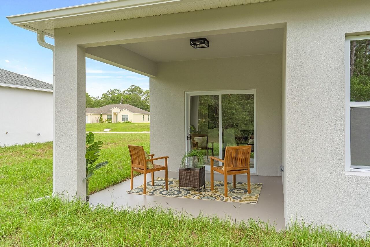 VERO LAKE ESTATES UNIT P - Residential