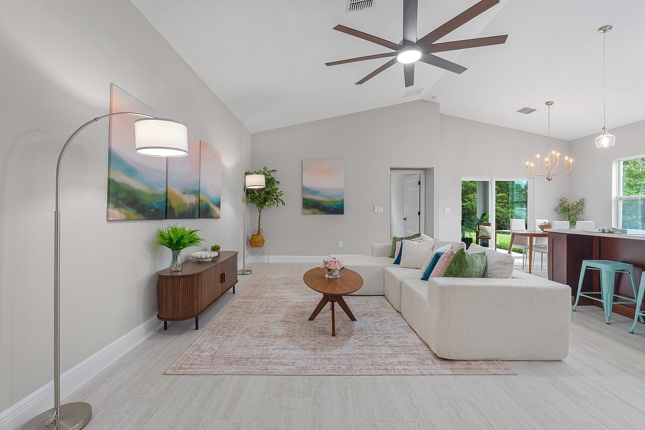VERO LAKE ESTATES UNIT P - Residential