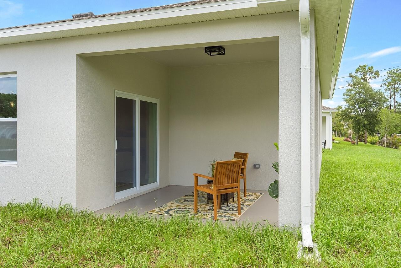 VERO LAKE ESTATES UNIT P - Residential