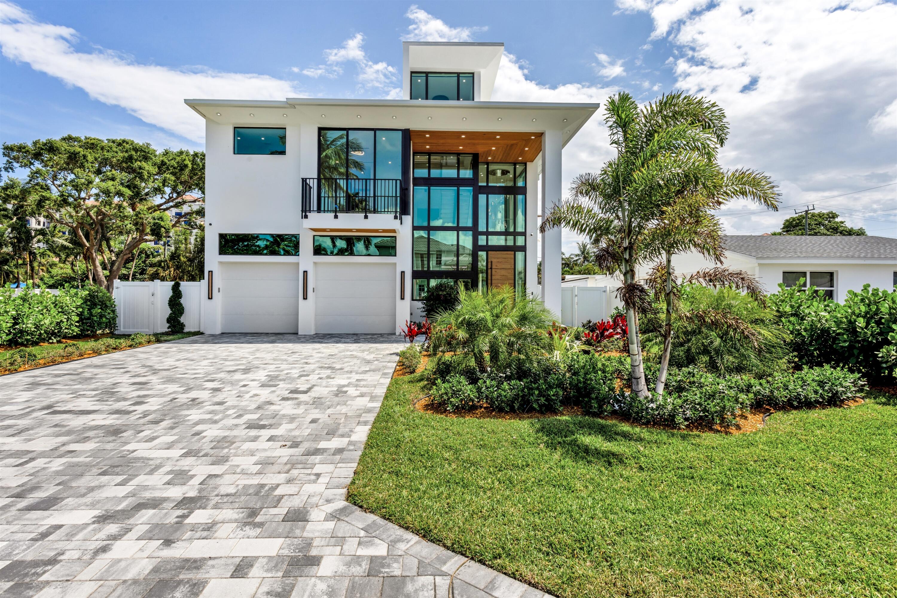 KINGS COURT - Residential