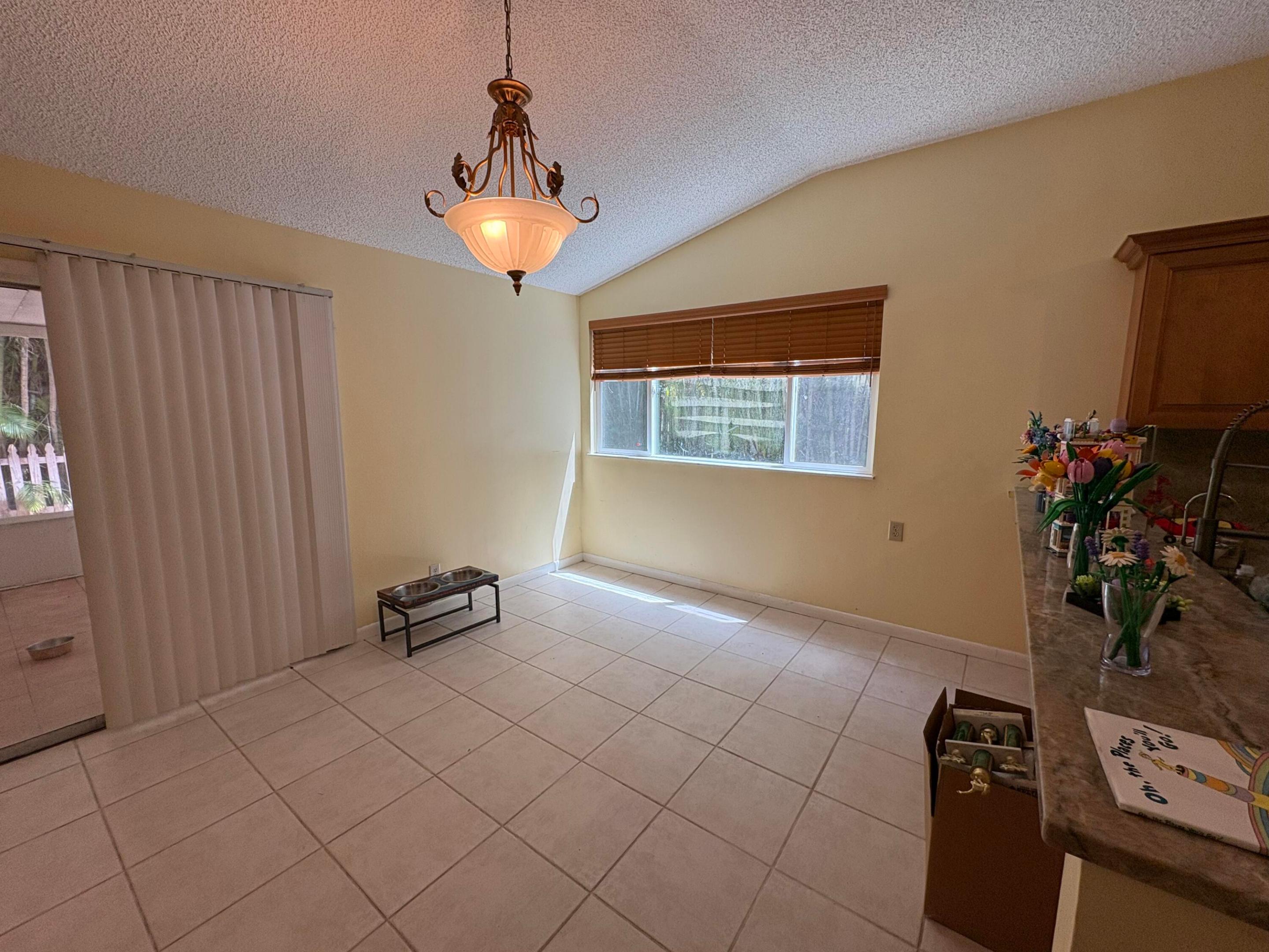 INDIAN WELLS - Residential
