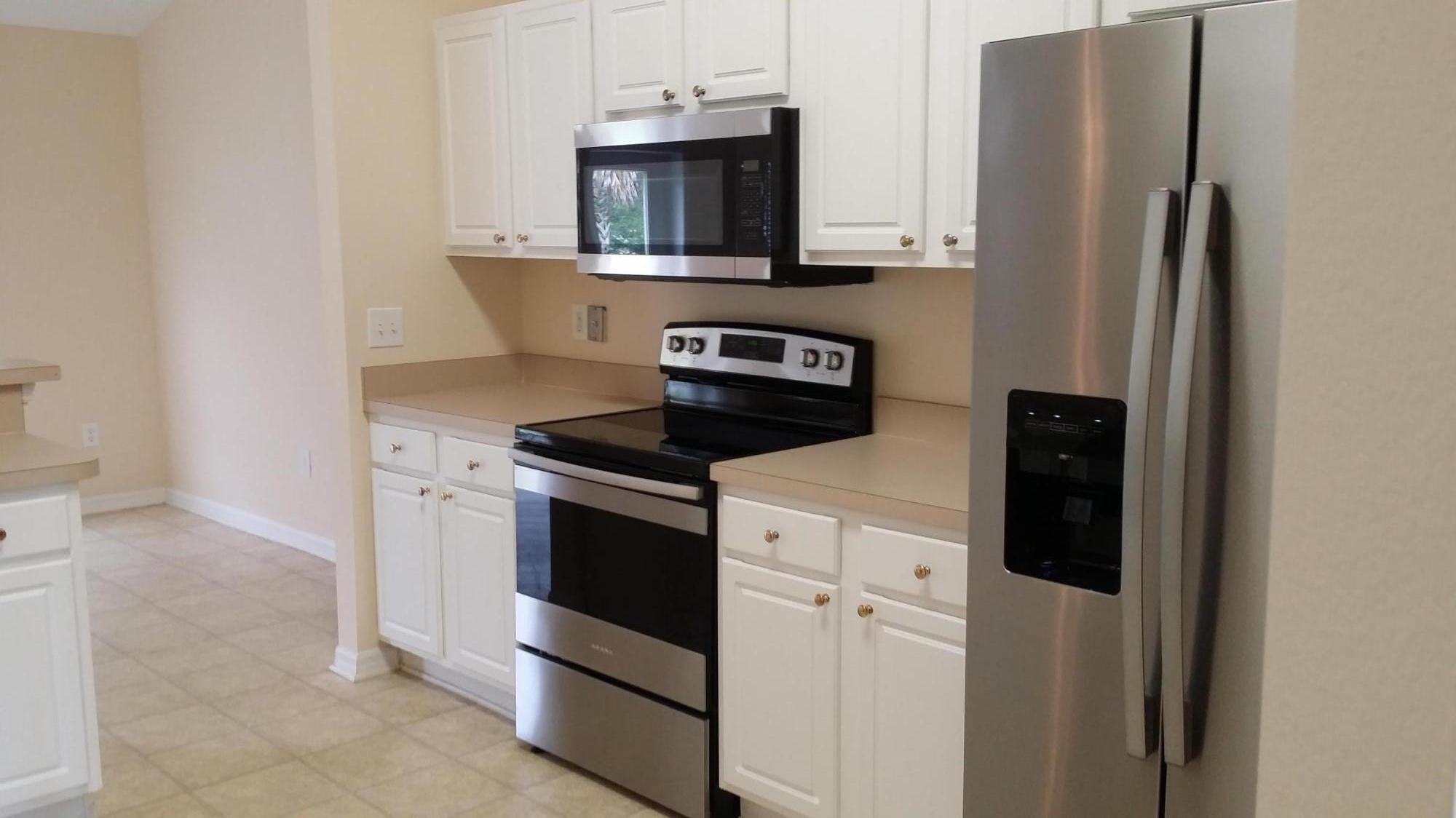 PORT ST LUCIE SECTION 35 - Residential Lease