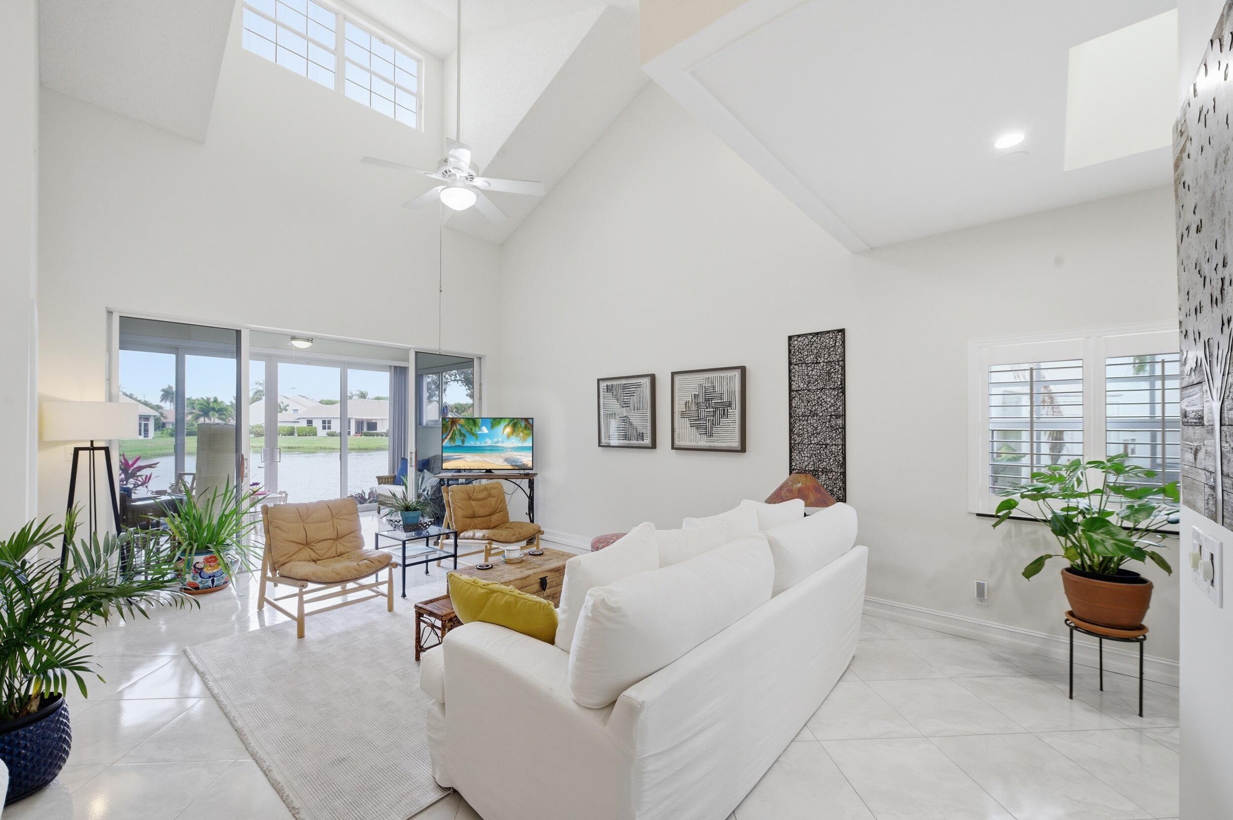 LAKESHORE - Residential