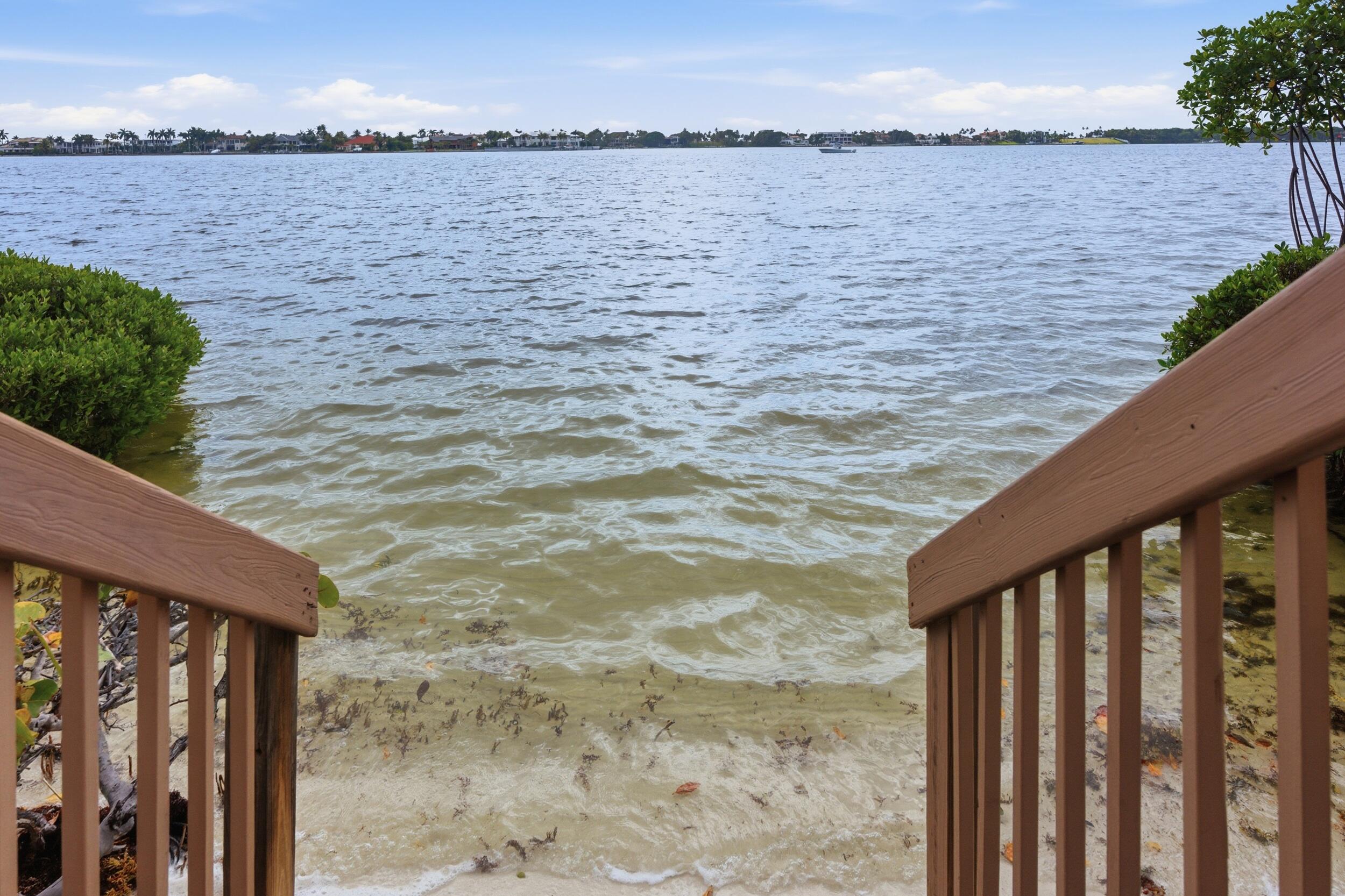 LAKESHORE - Residential