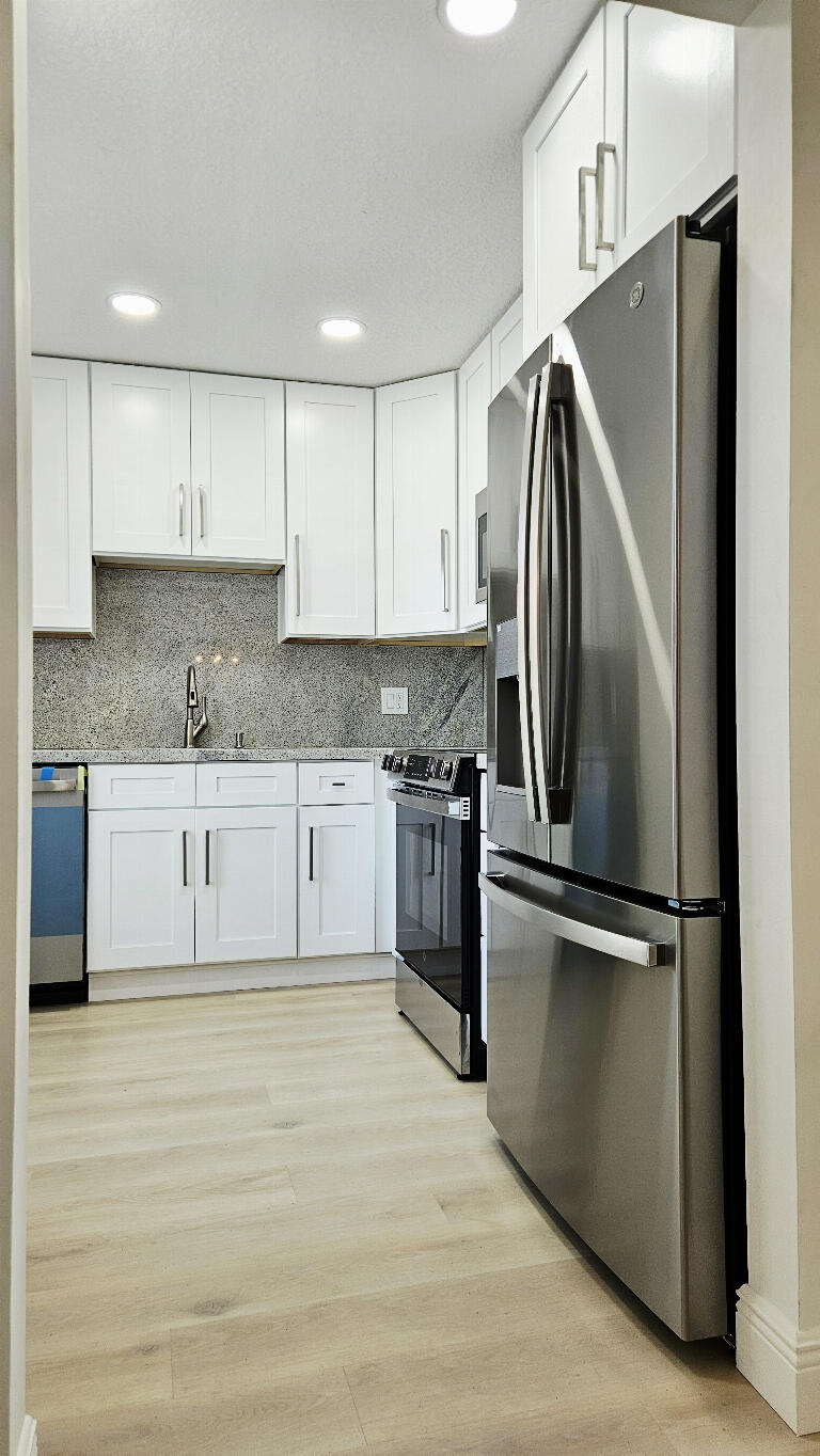 COVERED BRIDGE CONDO - Residential