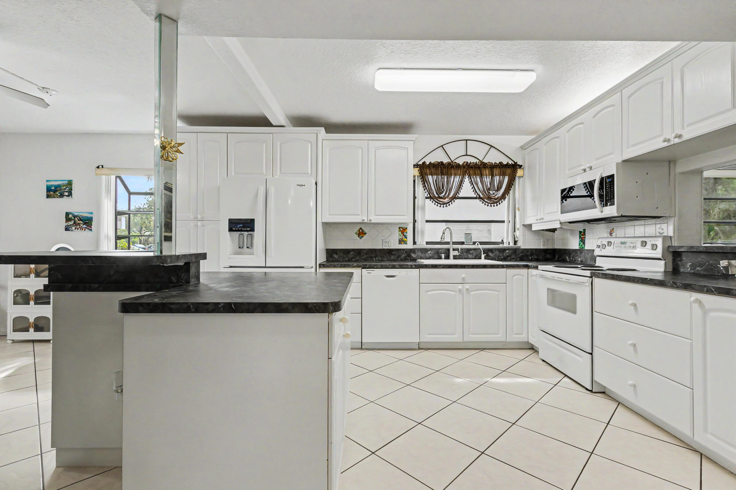 BONAIRE AT WOODMONT NO 5-B - Residential