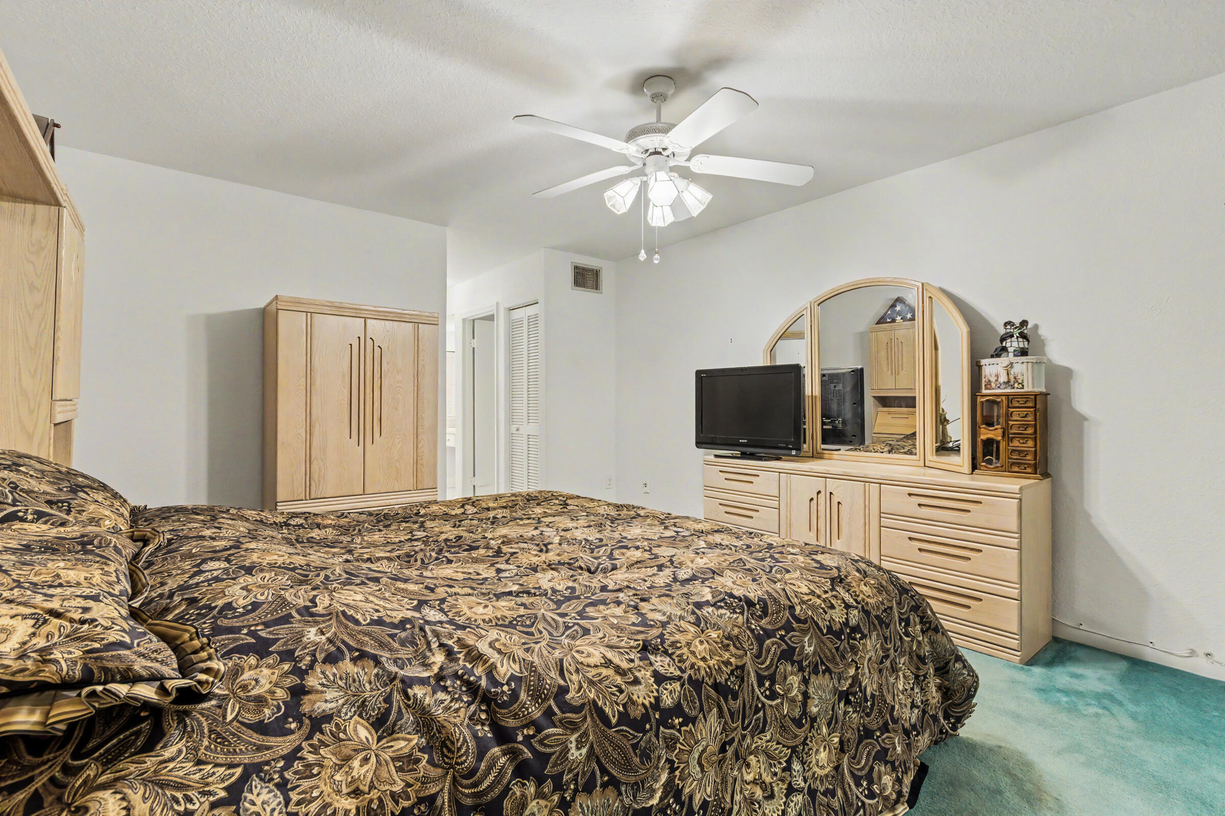 BONAIRE AT WOODMONT NO 5-B - Residential