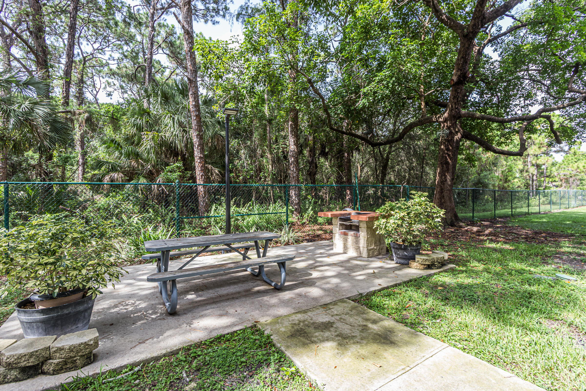 BONAIRE AT WOODMONT NO 5-B - Residential