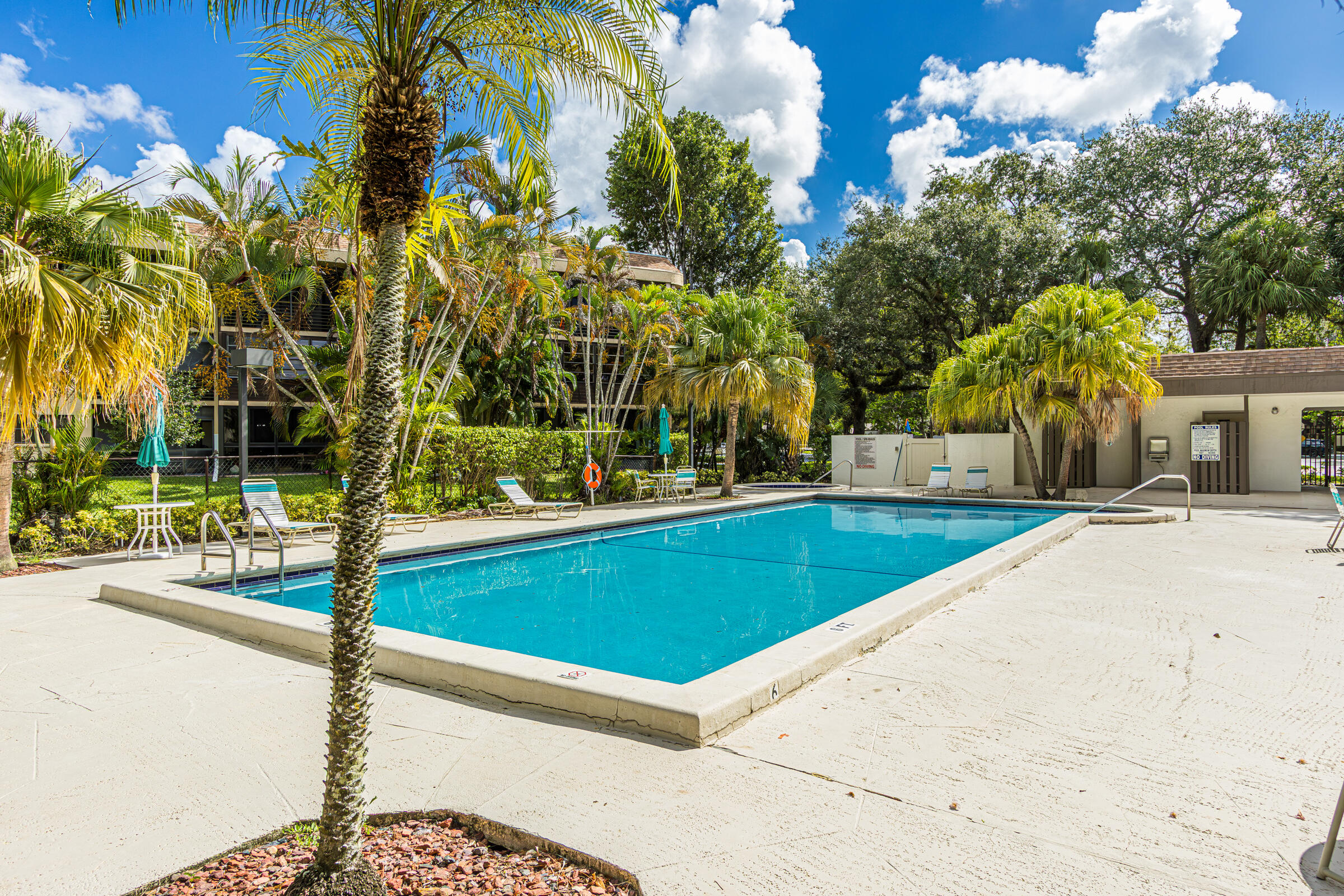 BONAIRE AT WOODMONT NO 5-B - Residential