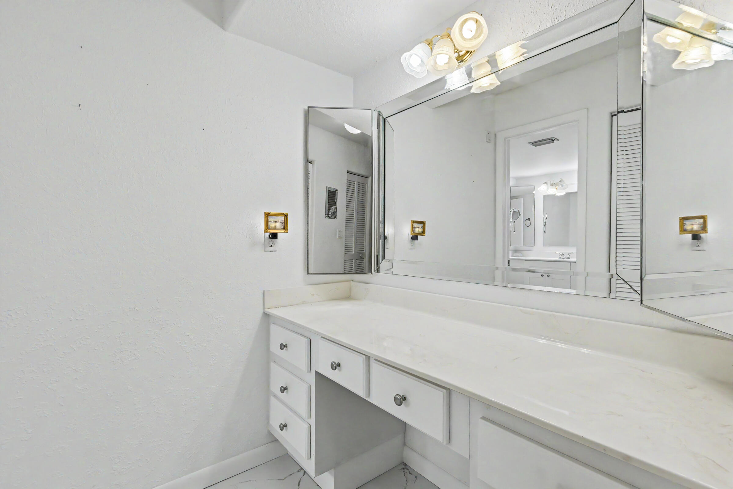 BONAIRE AT WOODMONT NO 5-B - Residential