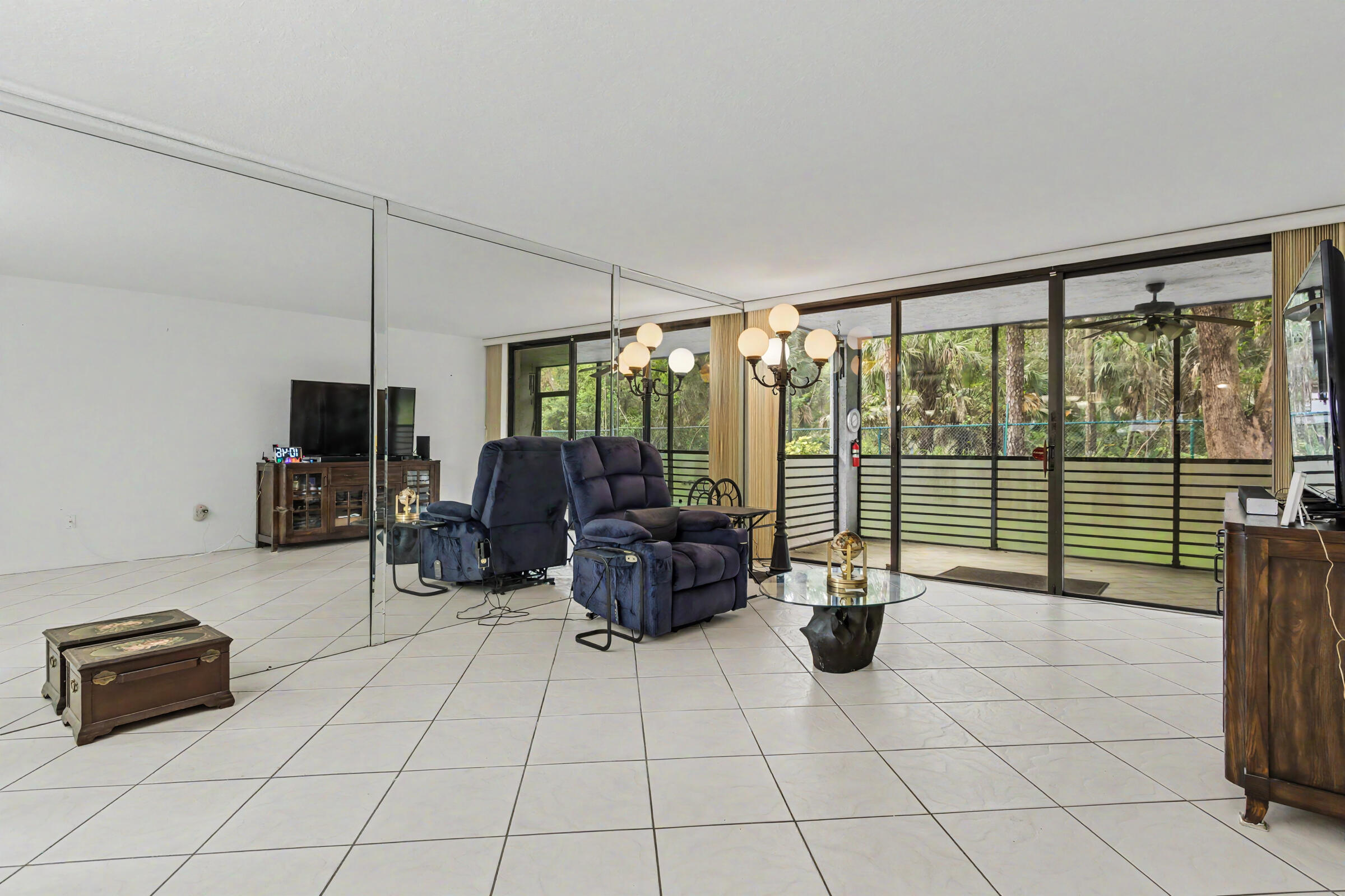 BONAIRE AT WOODMONT NO 5-B - Residential