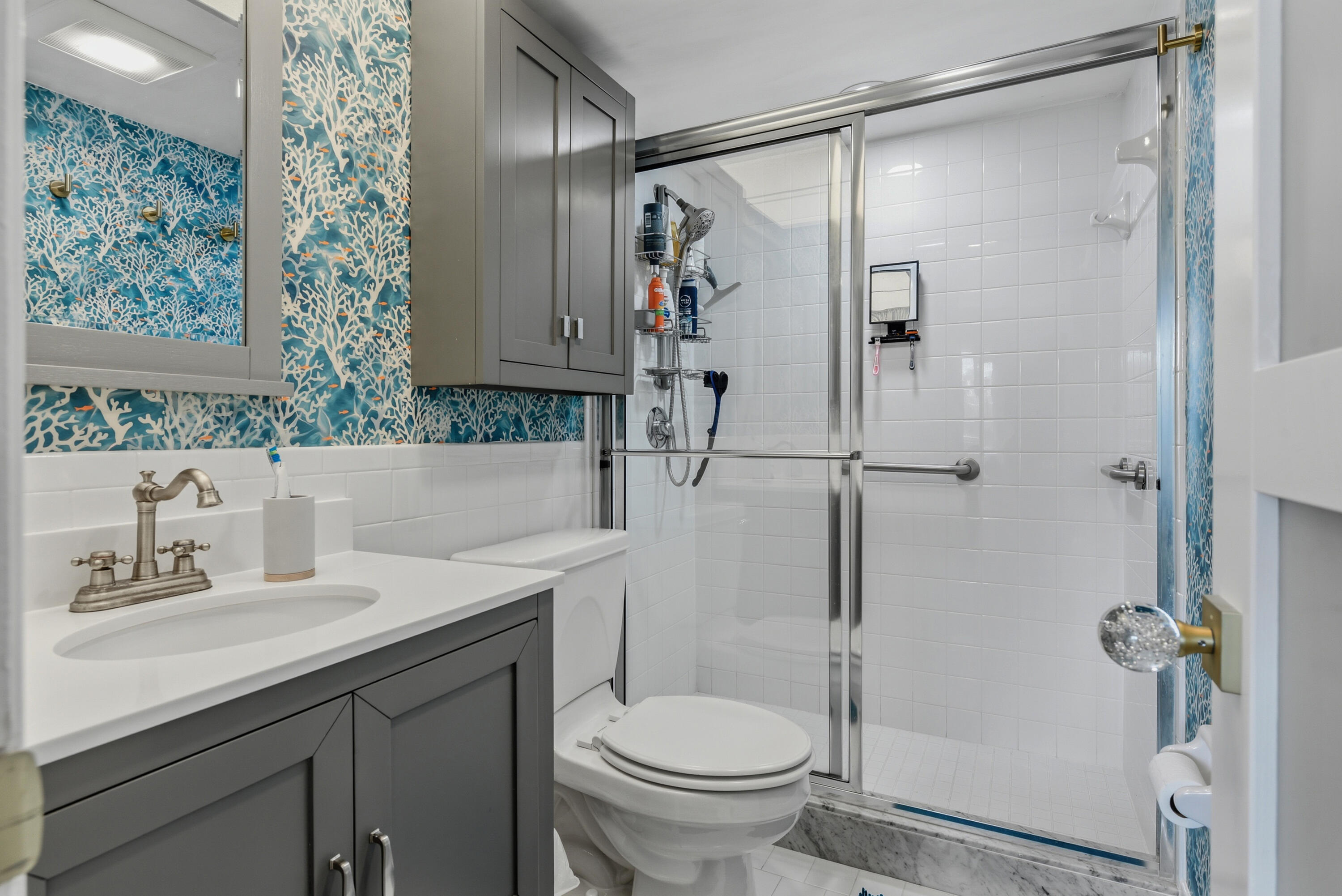 WELLINGTON ARMS CONDOS - Residential