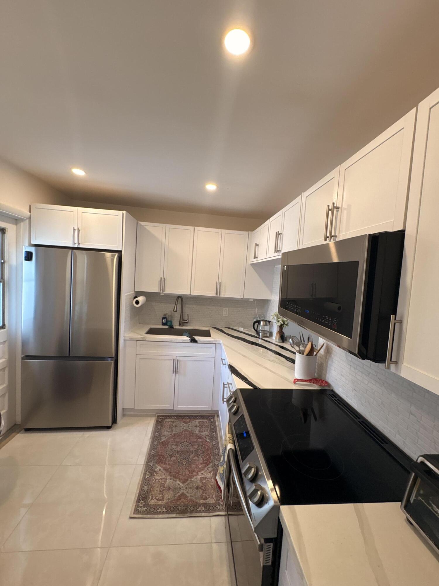 DANIANS CONDOMINIUM NO 2 - Residential Lease