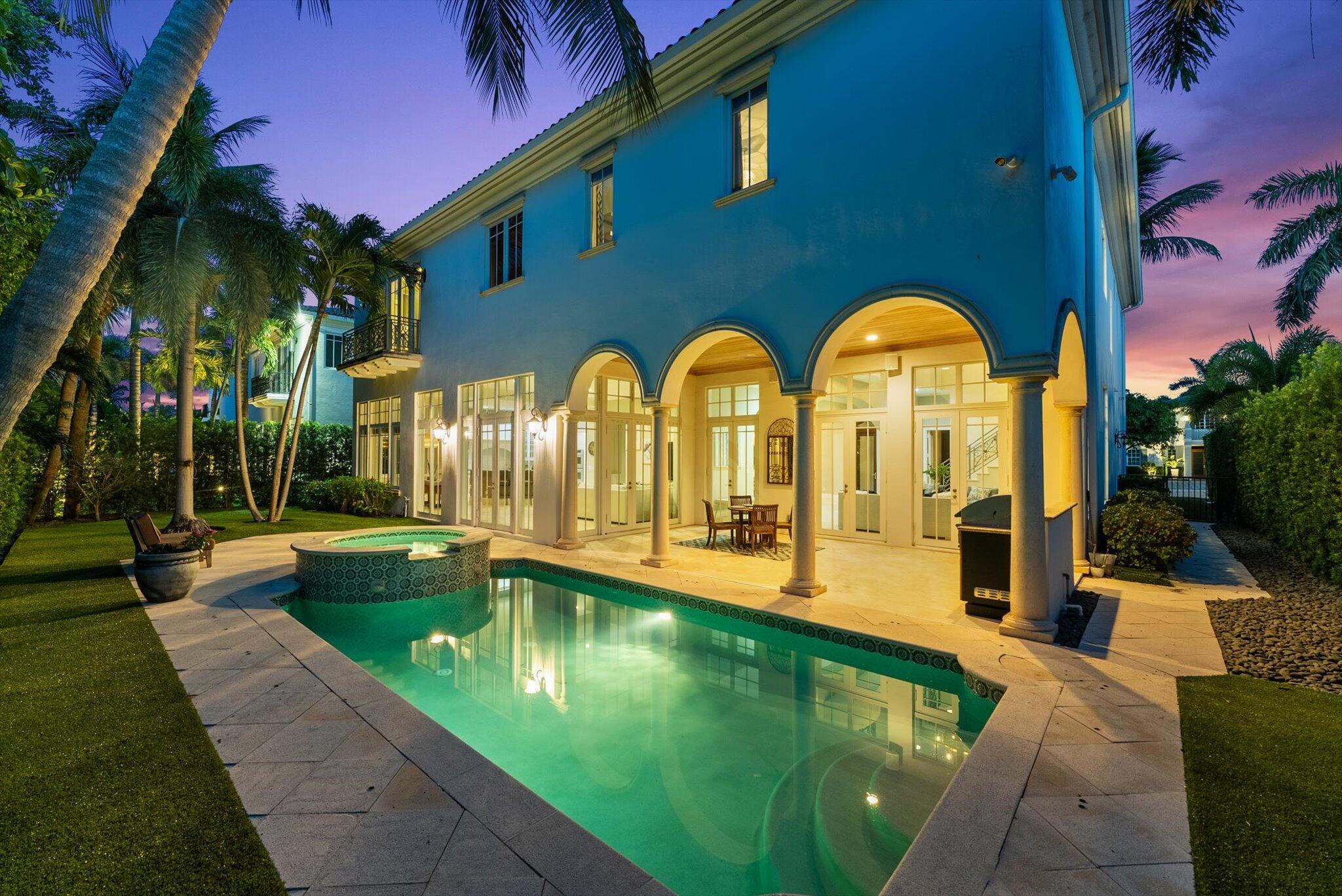 BOCA VILLAS - Residential