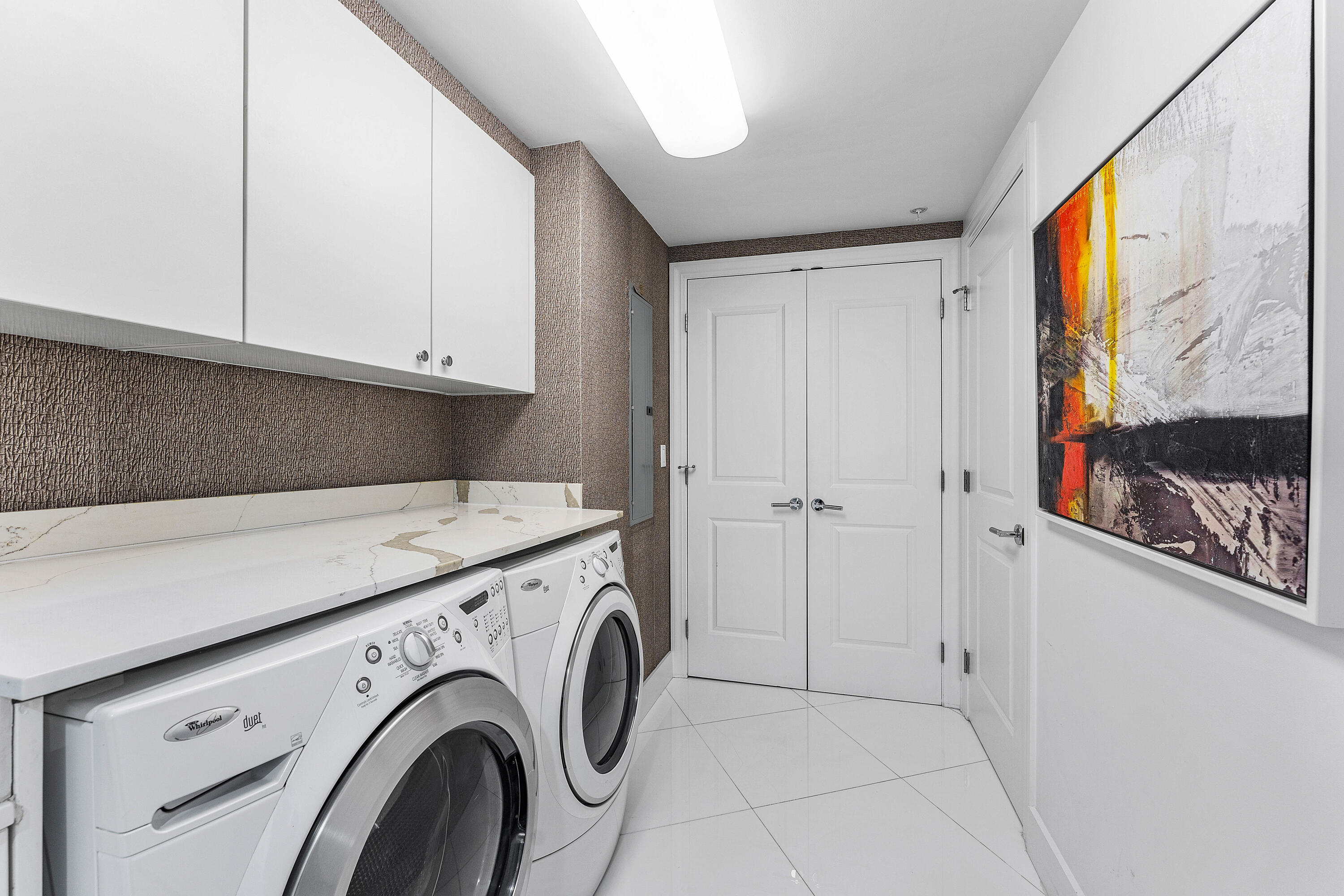 PLAZA AT OCEANSIDE (THE) CONDO - Residential