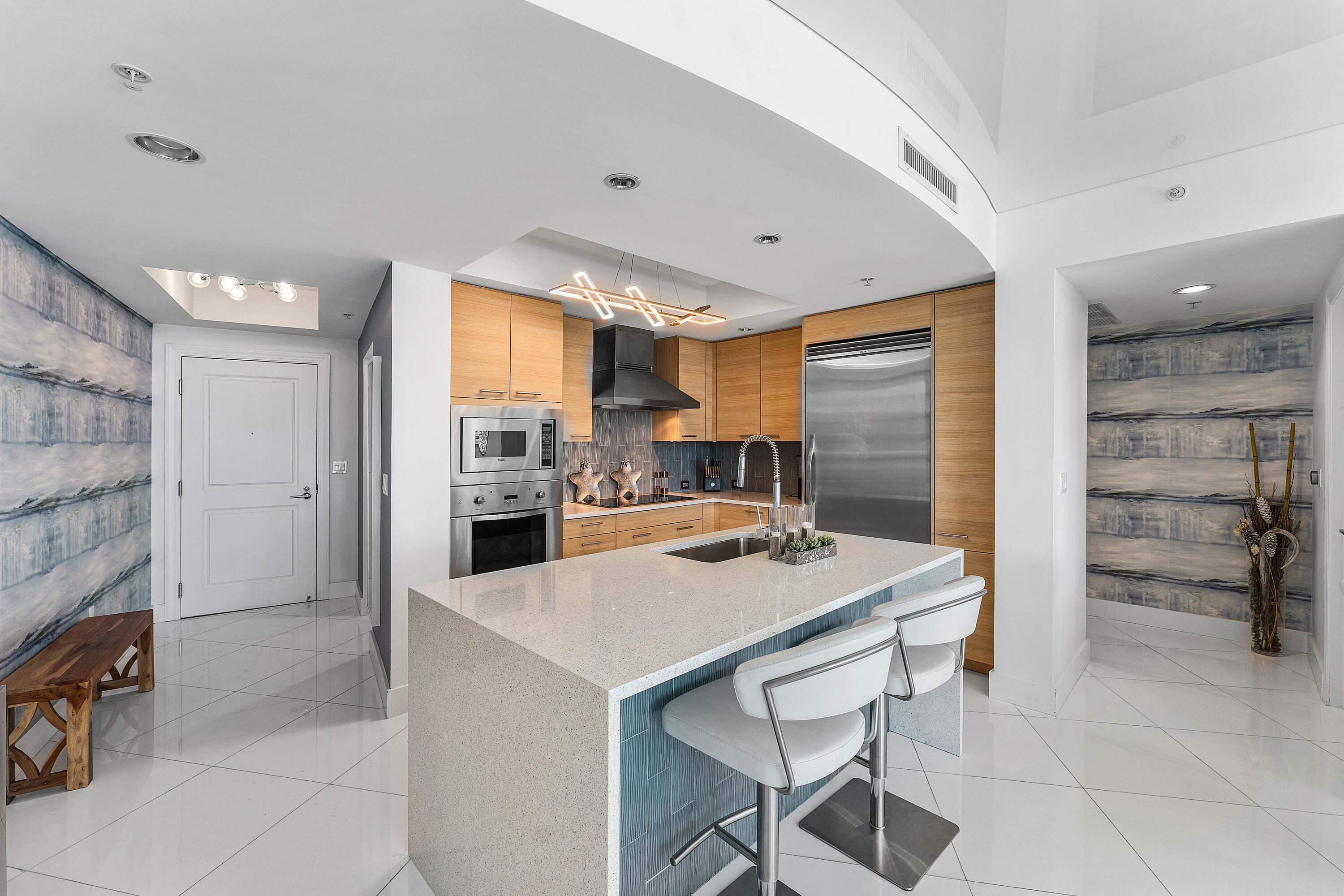 PLAZA AT OCEANSIDE (THE) CONDO - Residential