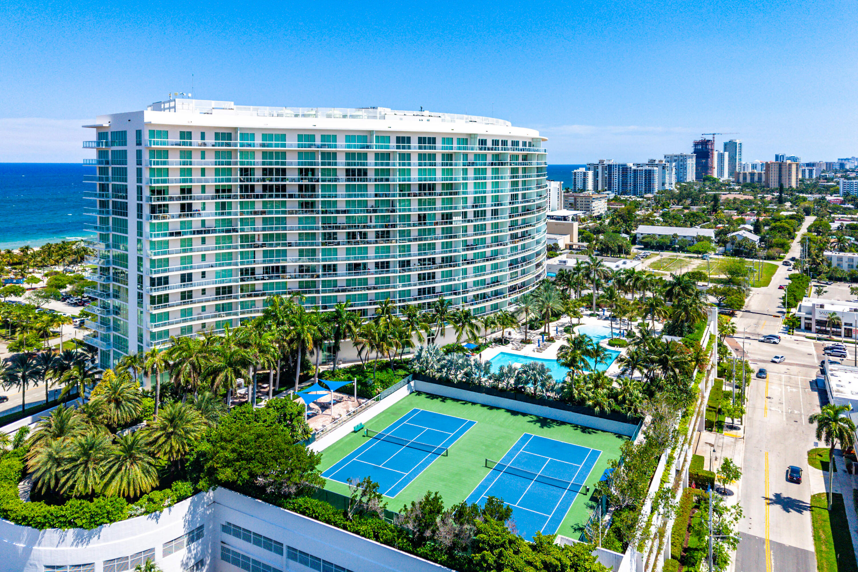 PLAZA AT OCEANSIDE (THE) CONDO - Residential