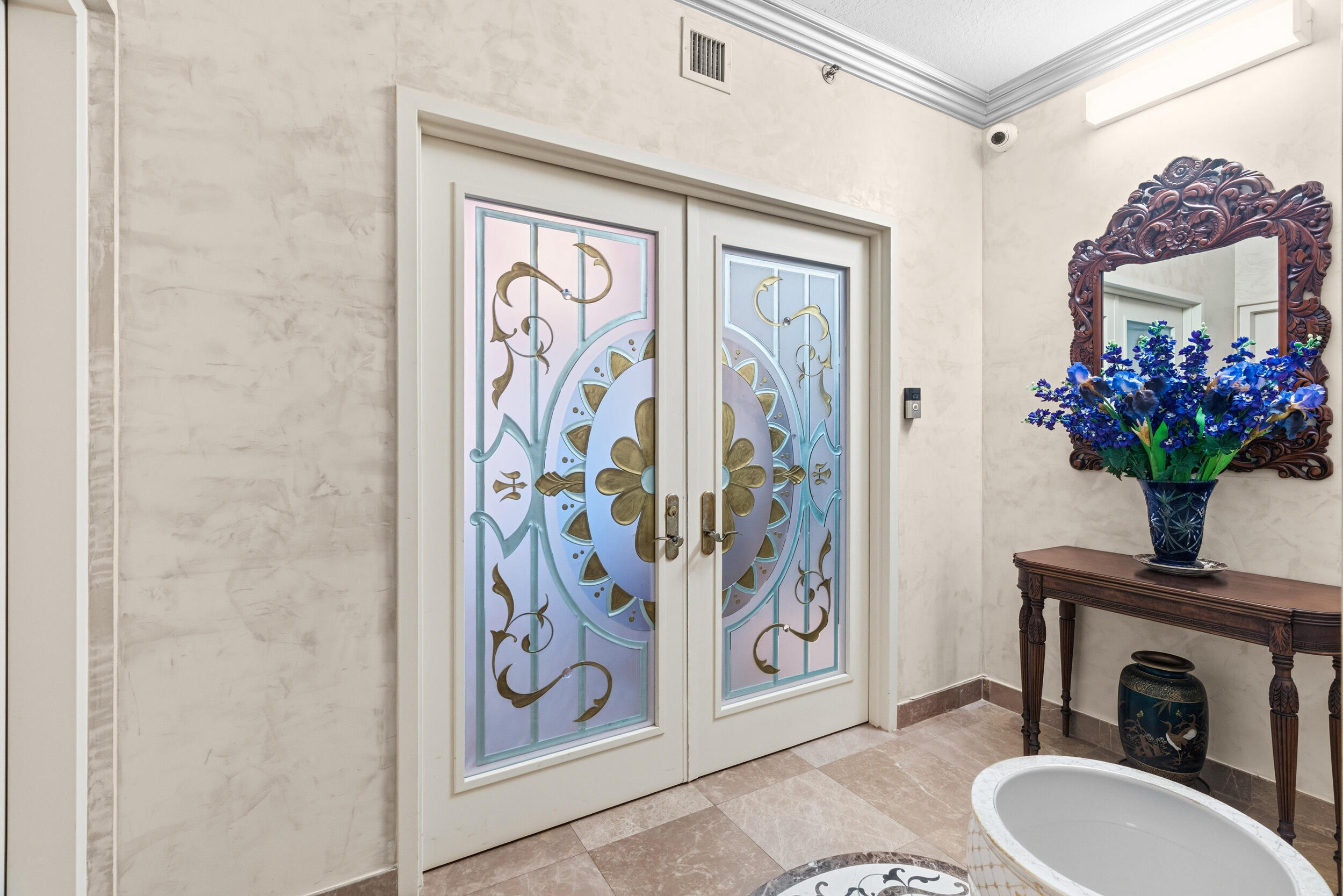 TOSCANA SOUTH TOWER III - Residential