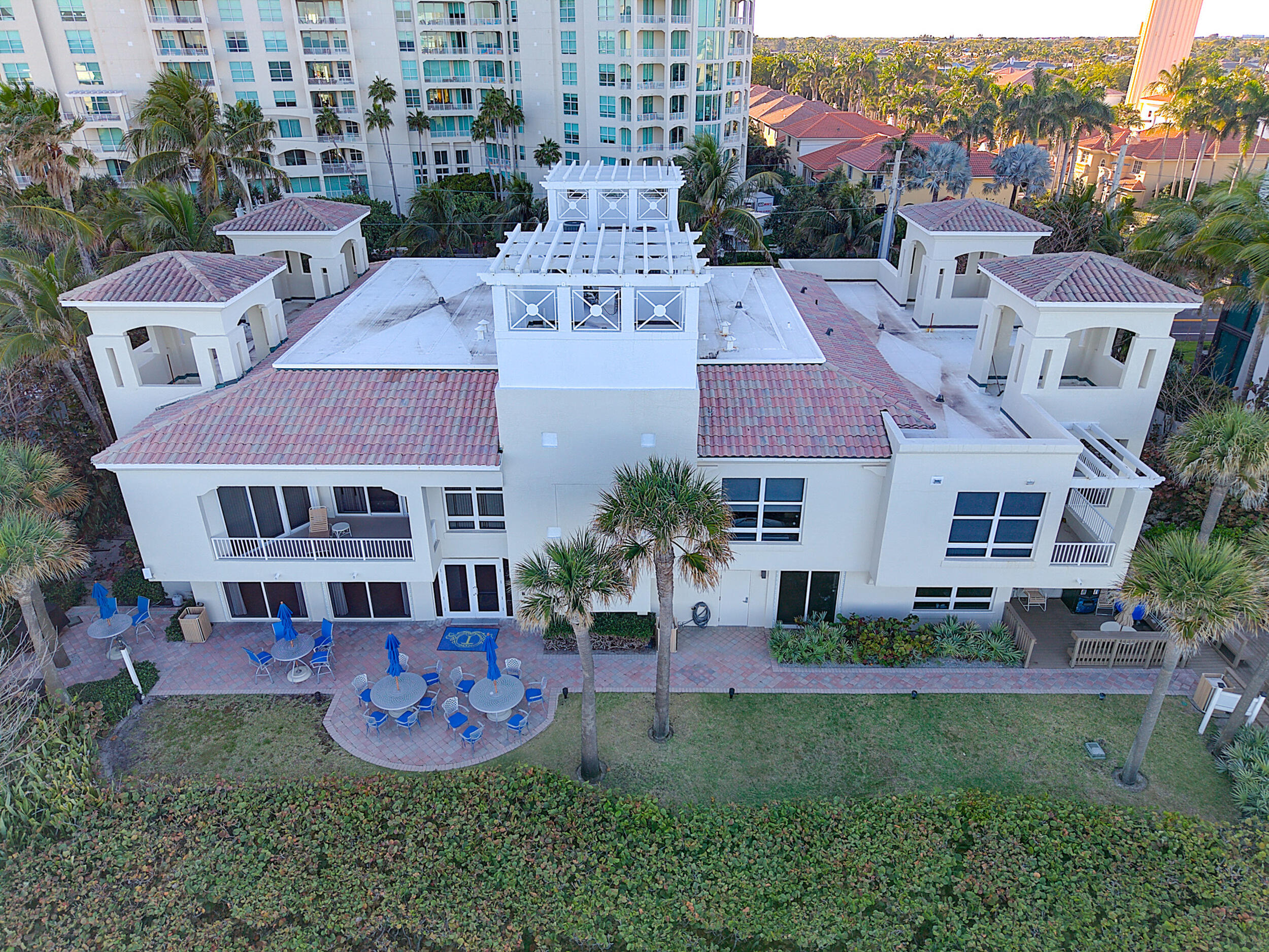 TOSCANA SOUTH TOWER III - Residential