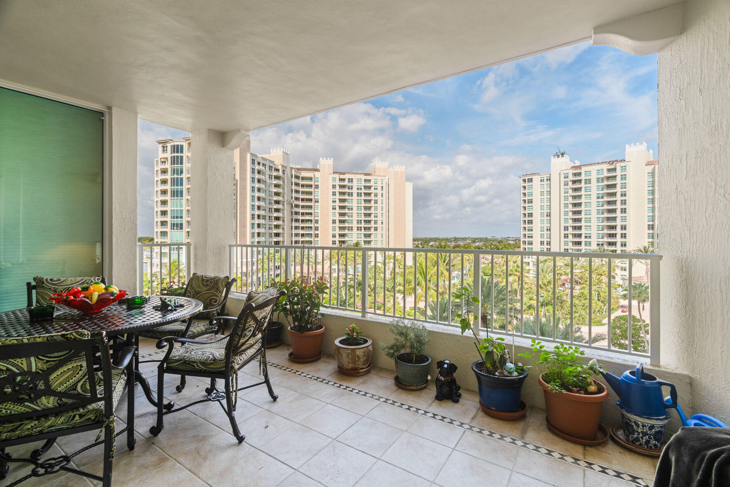 TOSCANA SOUTH TOWER III - Residential