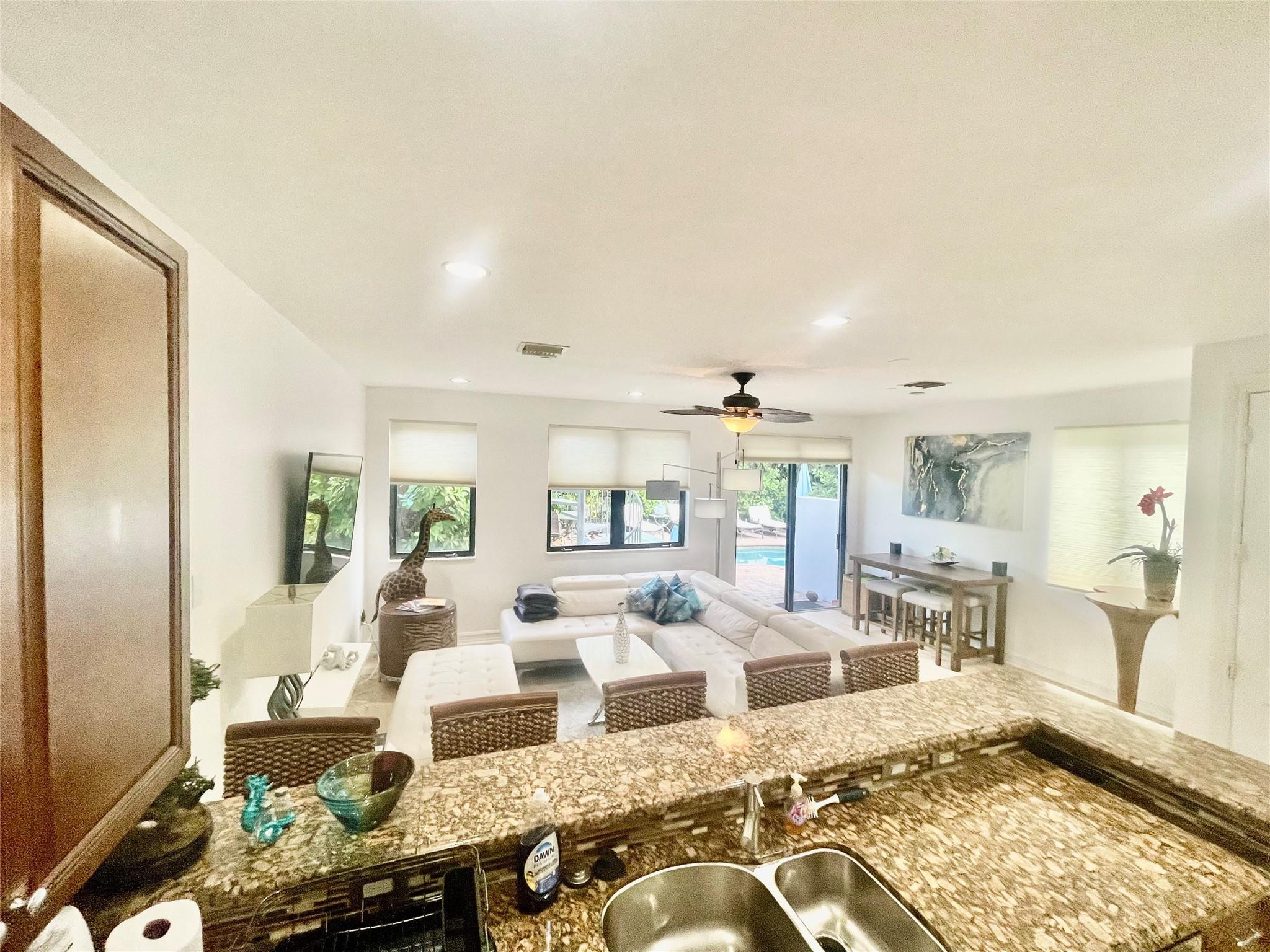 VICTORIA PARK CORR AMEN PLAT - Residential Lease