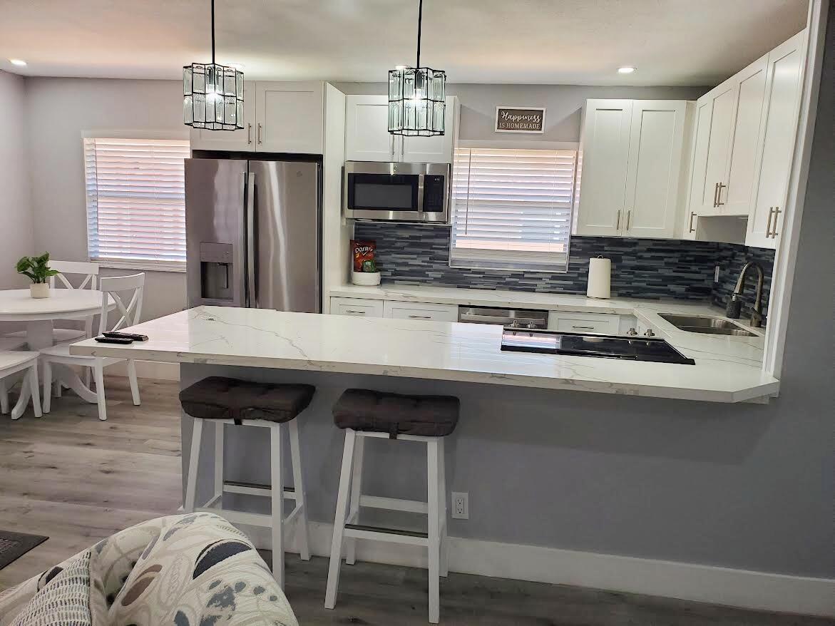 KINGS POINT SAXONY CONDOS - Residential Lease