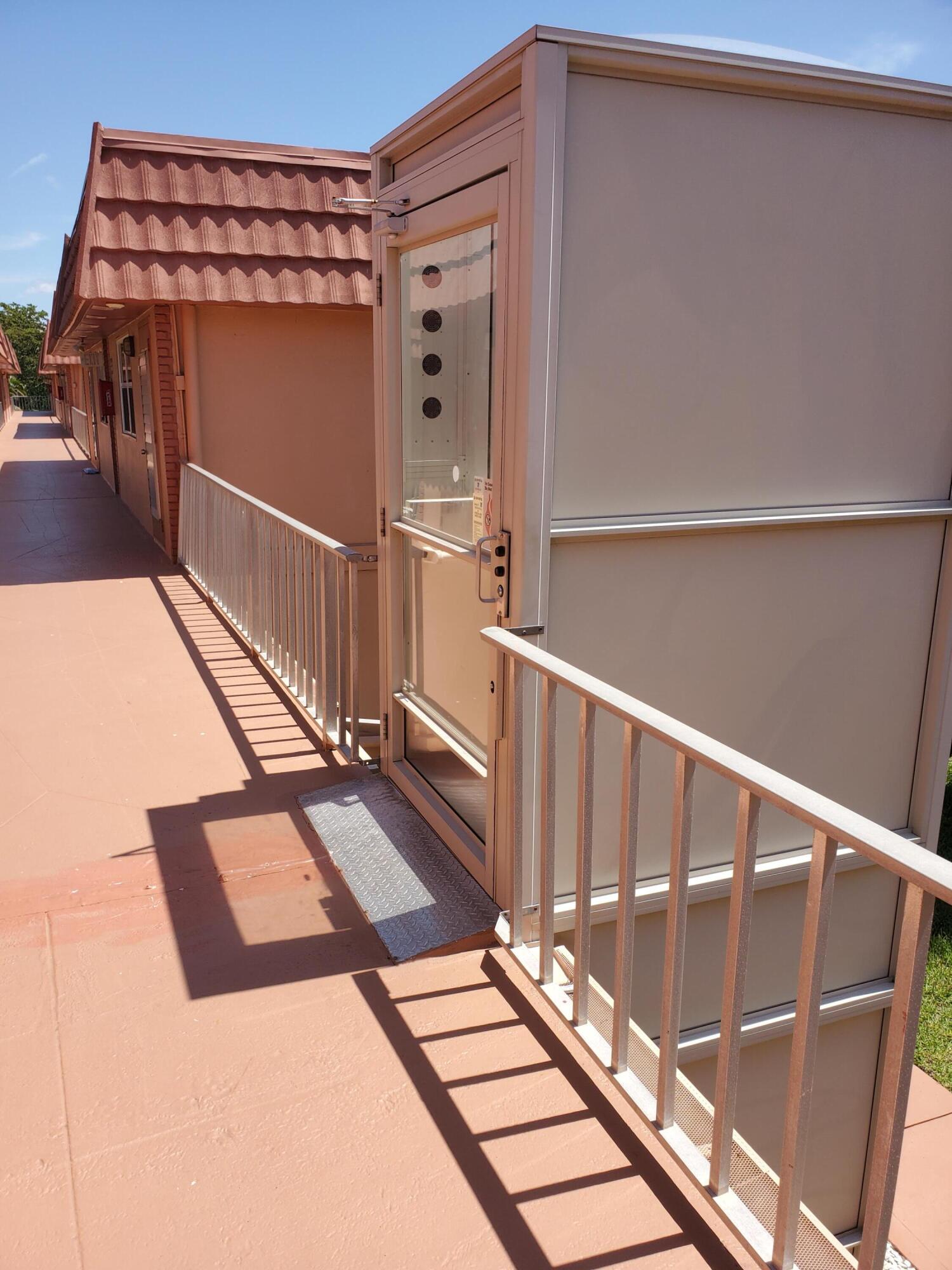 KINGS POINT SAXONY CONDOS - Residential Lease