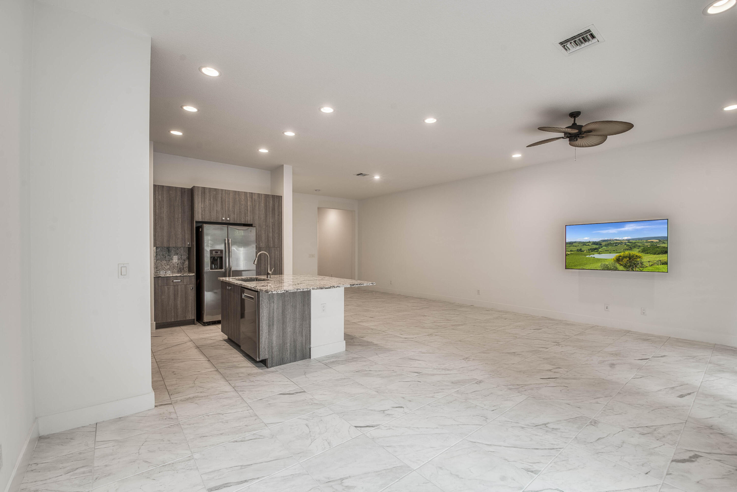 Pointe Midtown - Residential