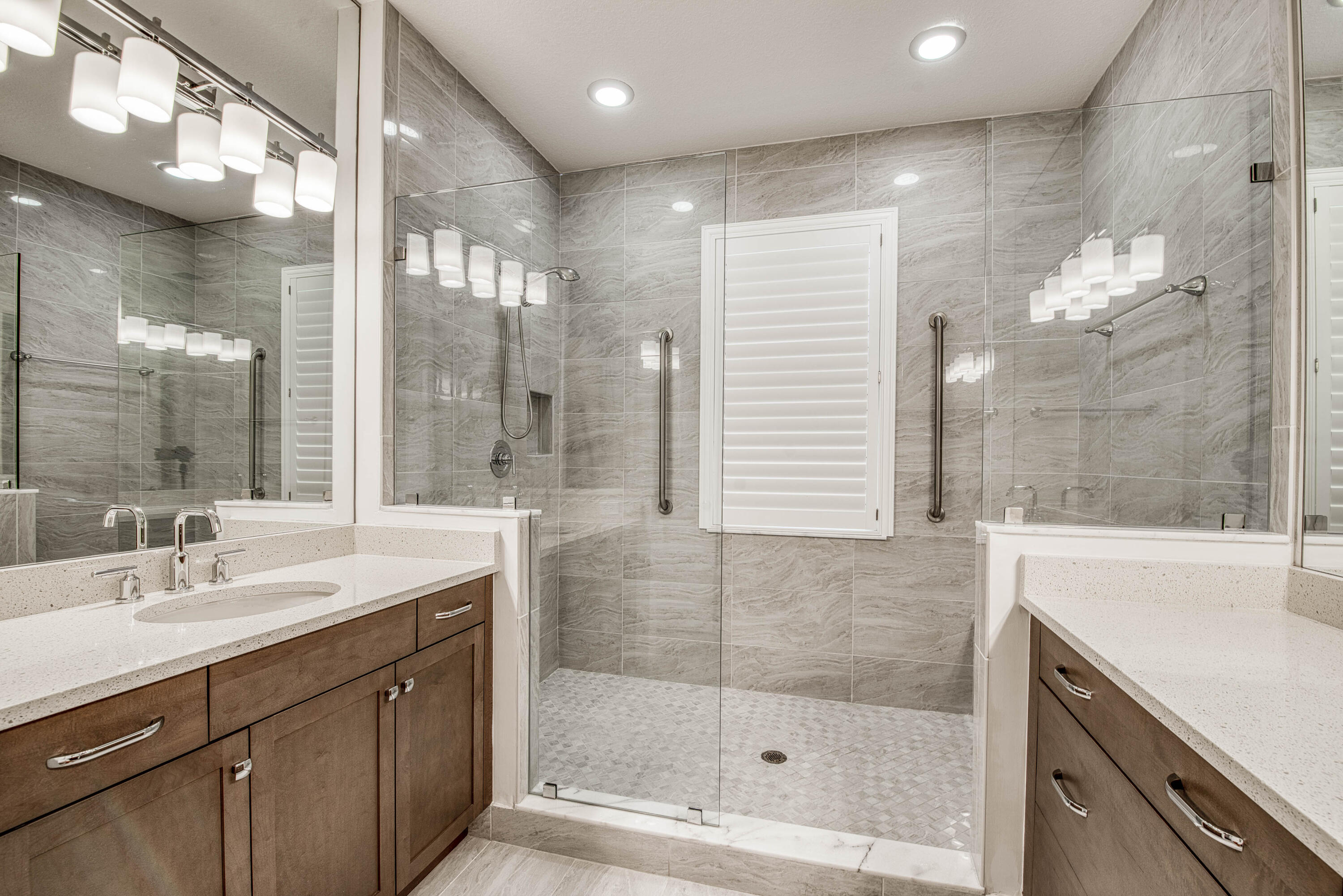 Pointe Midtown - Residential