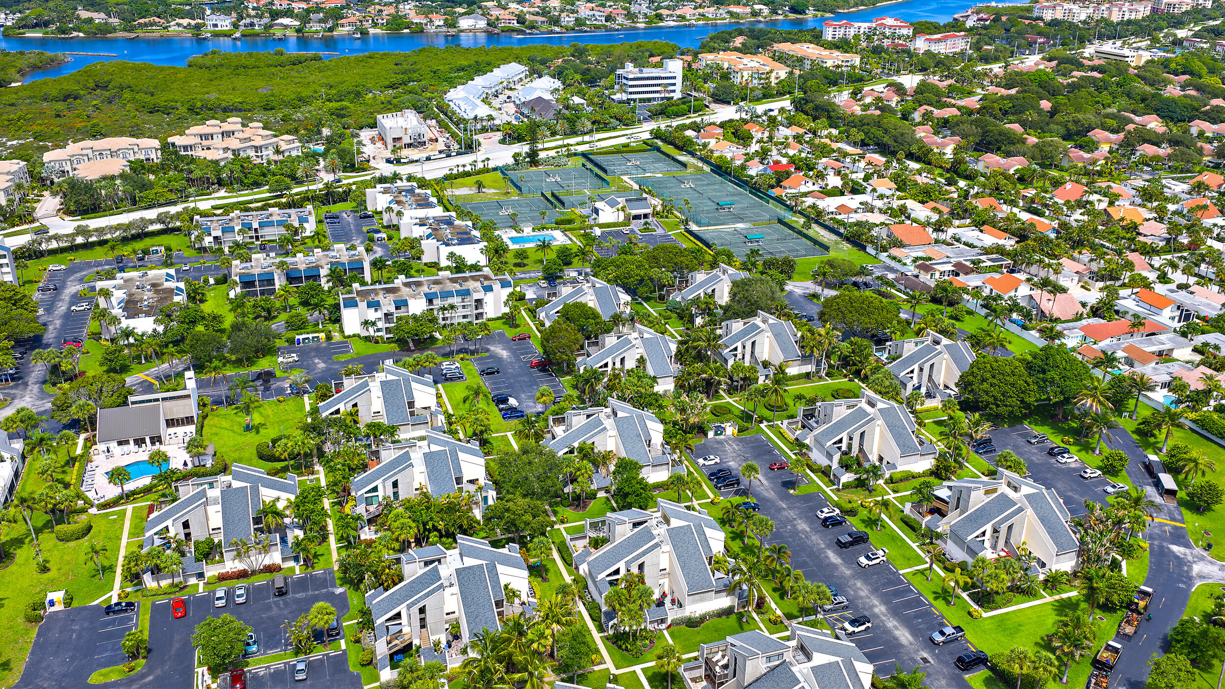 Jupiter Ocean & Racquet Club - Residential