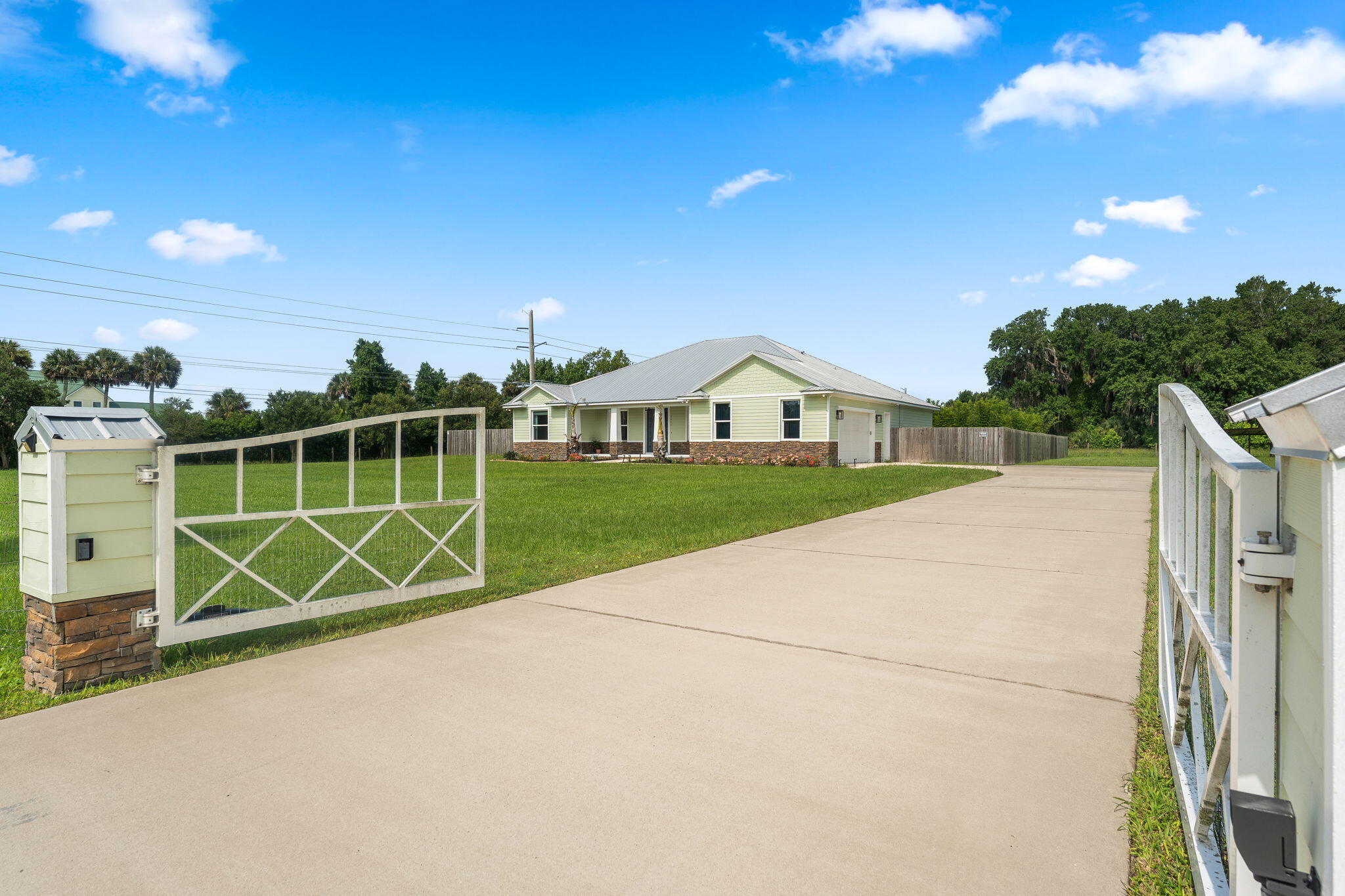 OAK GROVE ESTATES UNIT 1 - Residential