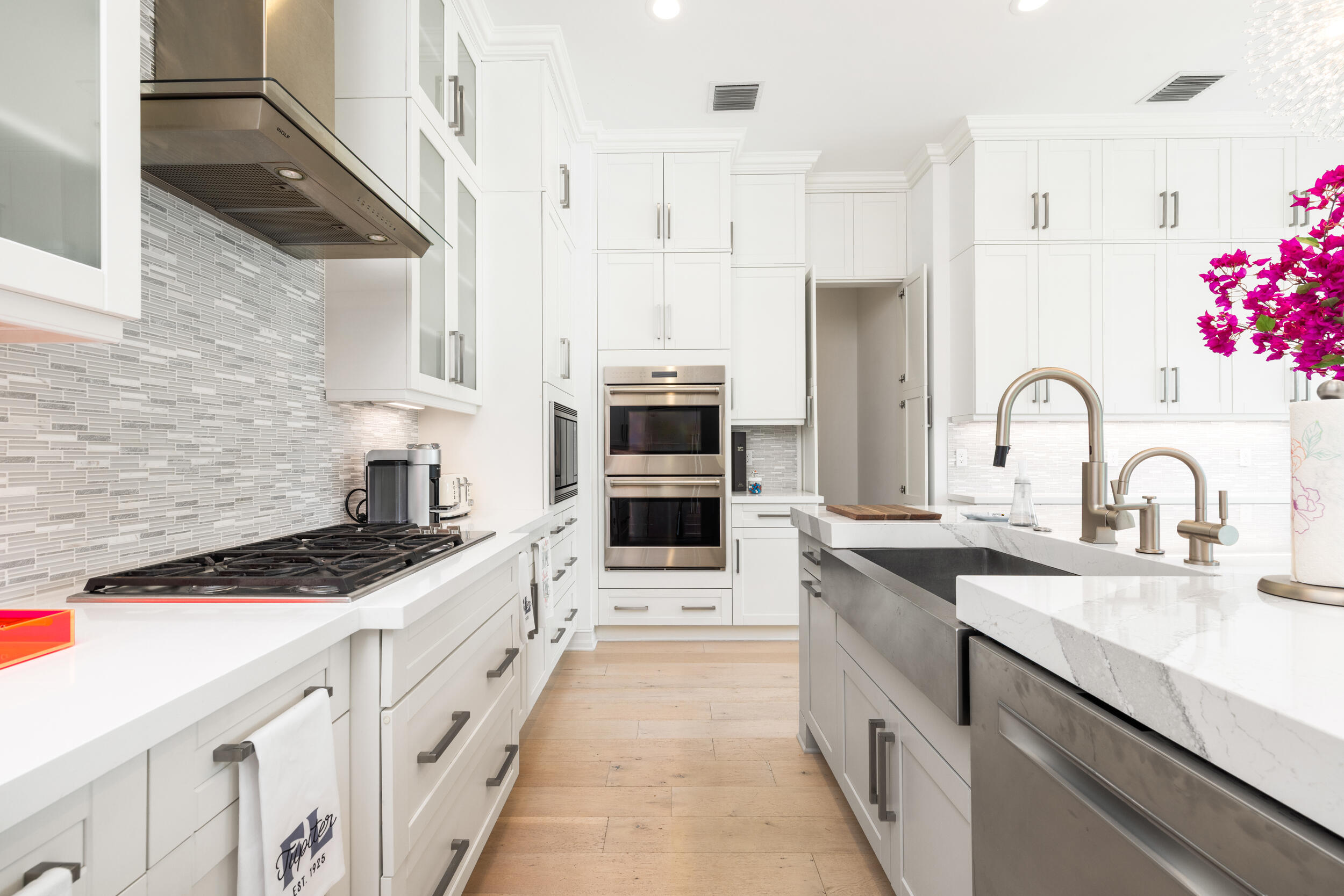 PENNOCK PRESERVE (AKA PRADO) - Residential