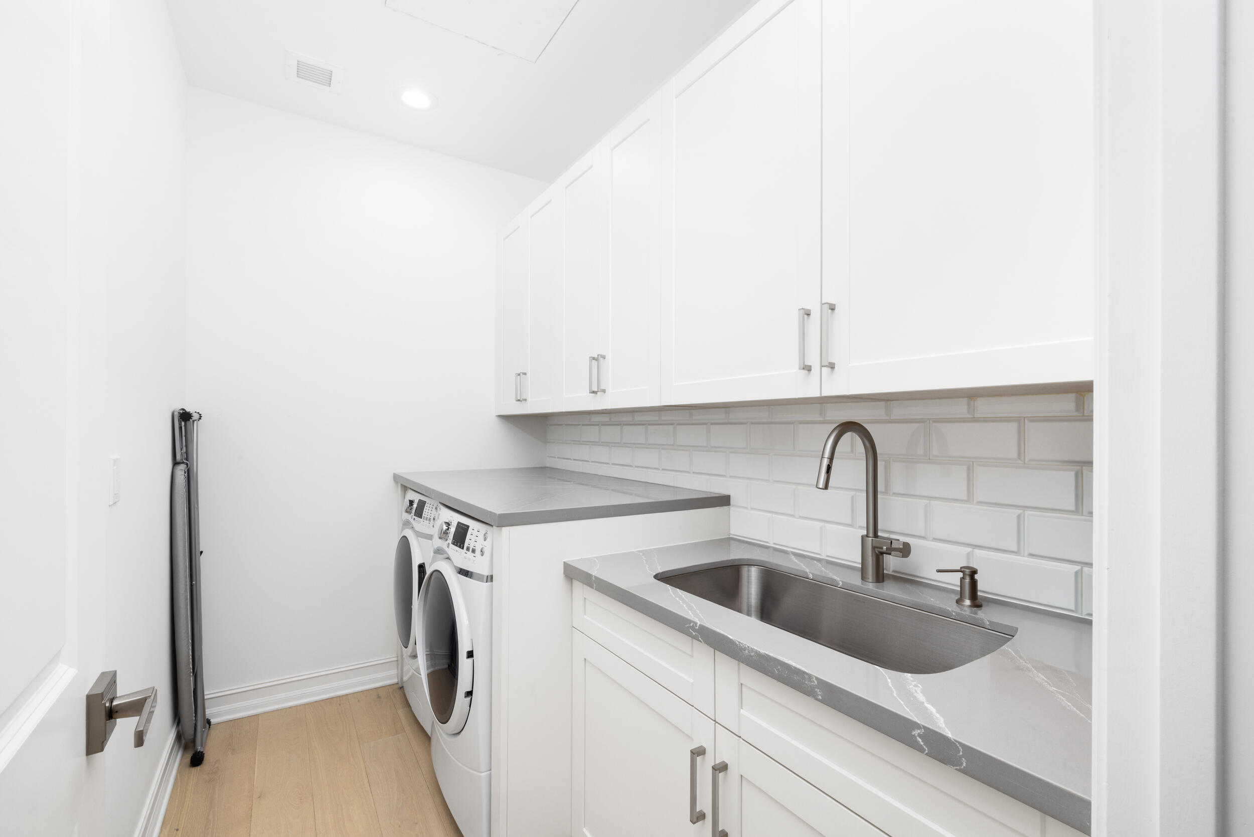 PENNOCK PRESERVE (AKA PRADO) - Residential