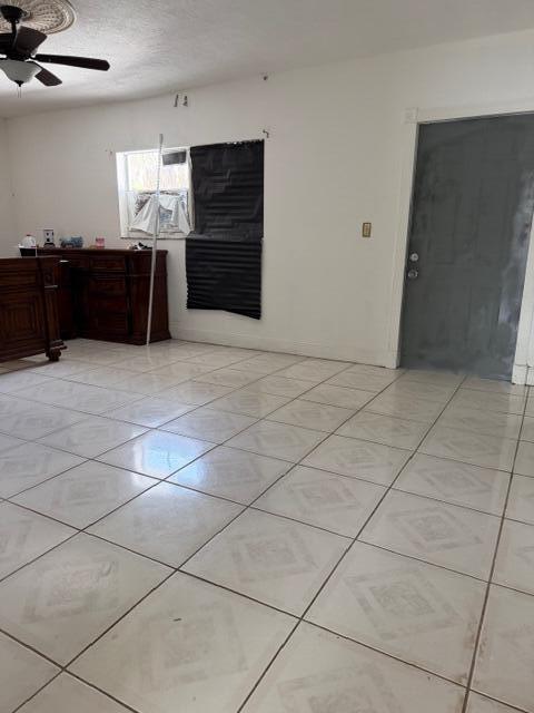 AMD PLAT OF TROPICS - Residential Lease