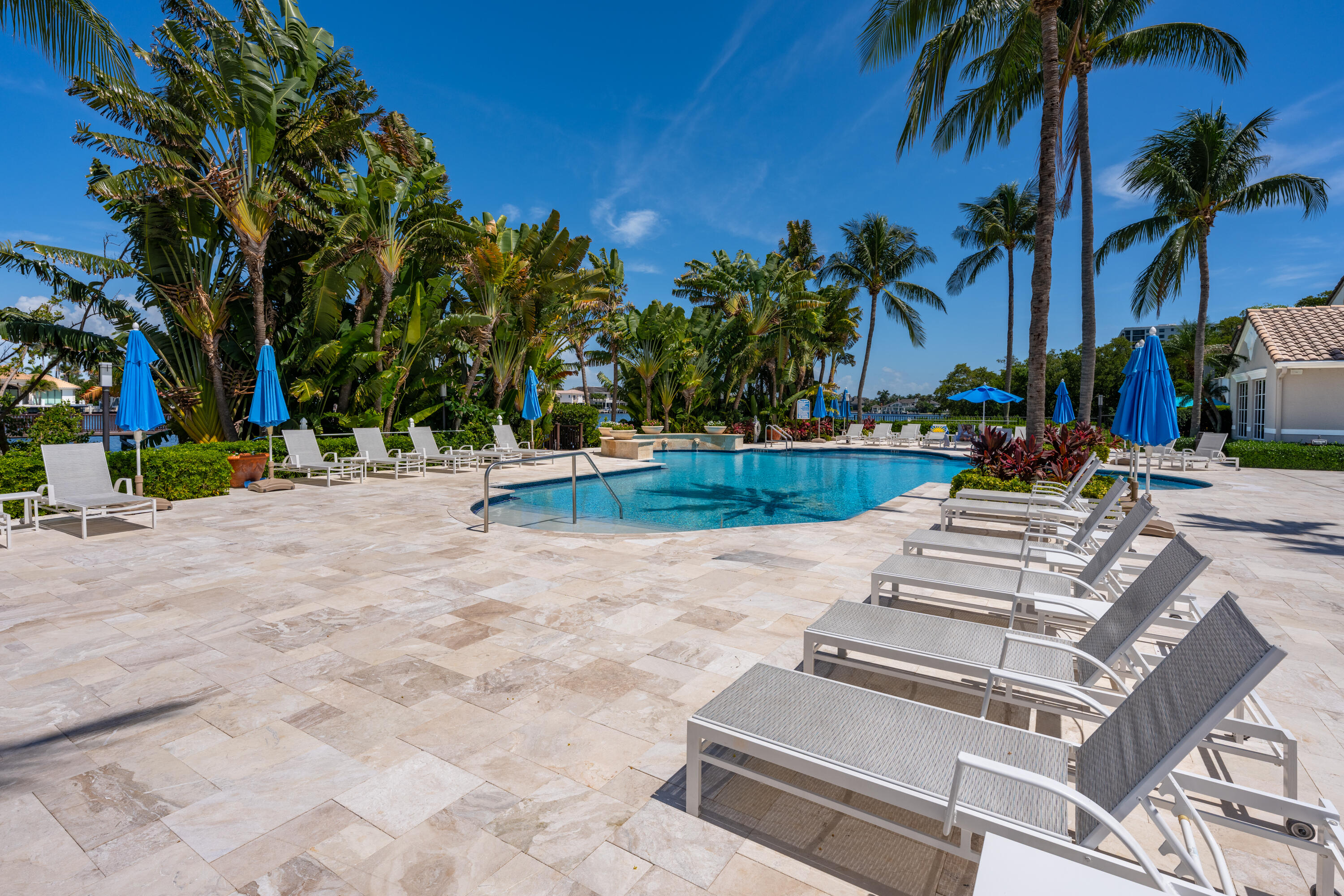 HIGHLAND BEACH CLUB CONDO - Residential