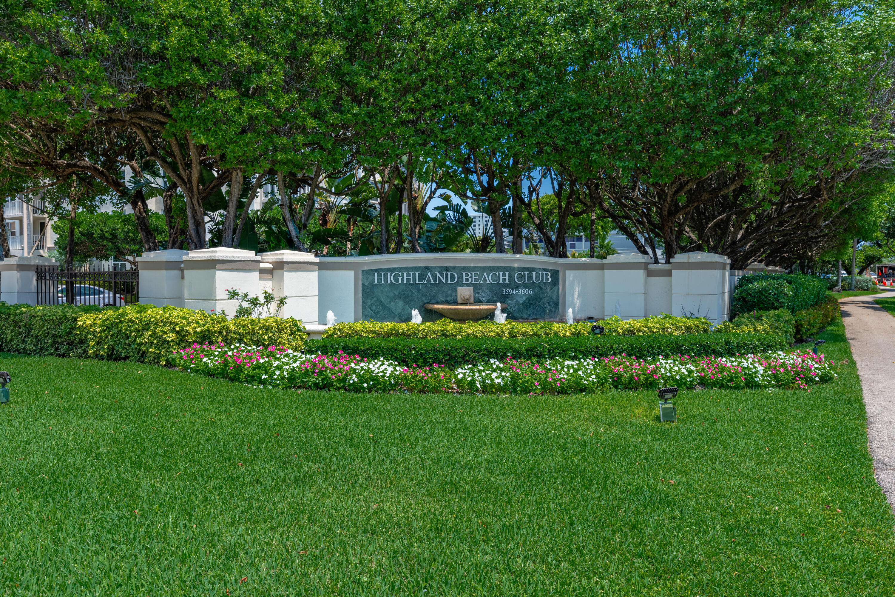 HIGHLAND BEACH CLUB CONDO - Residential