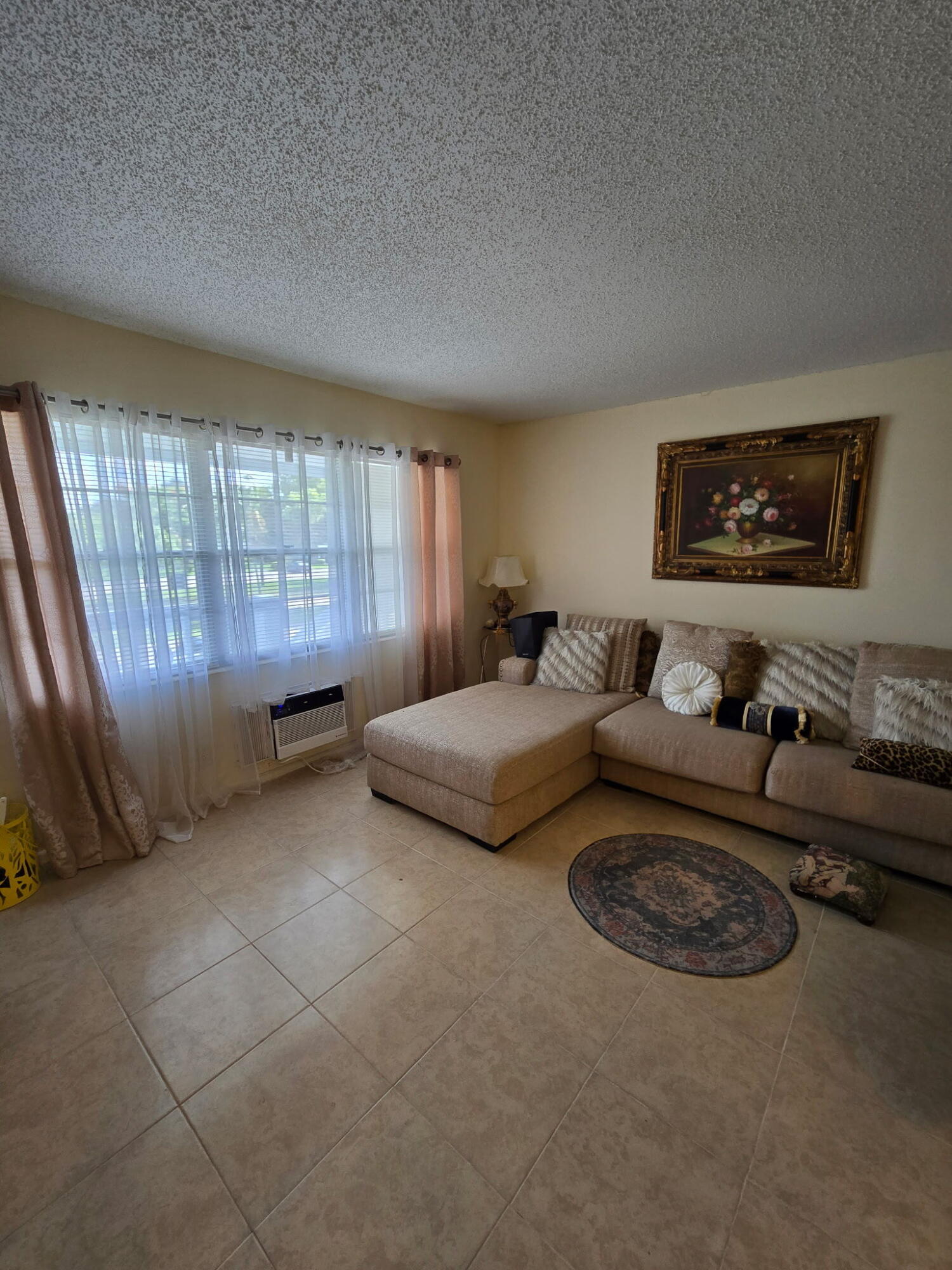 PRESCOTT A CONDO - Residential Lease