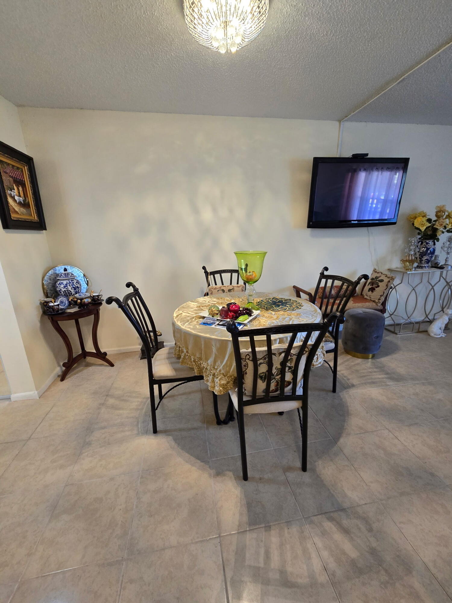 PRESCOTT A CONDO - Residential Lease