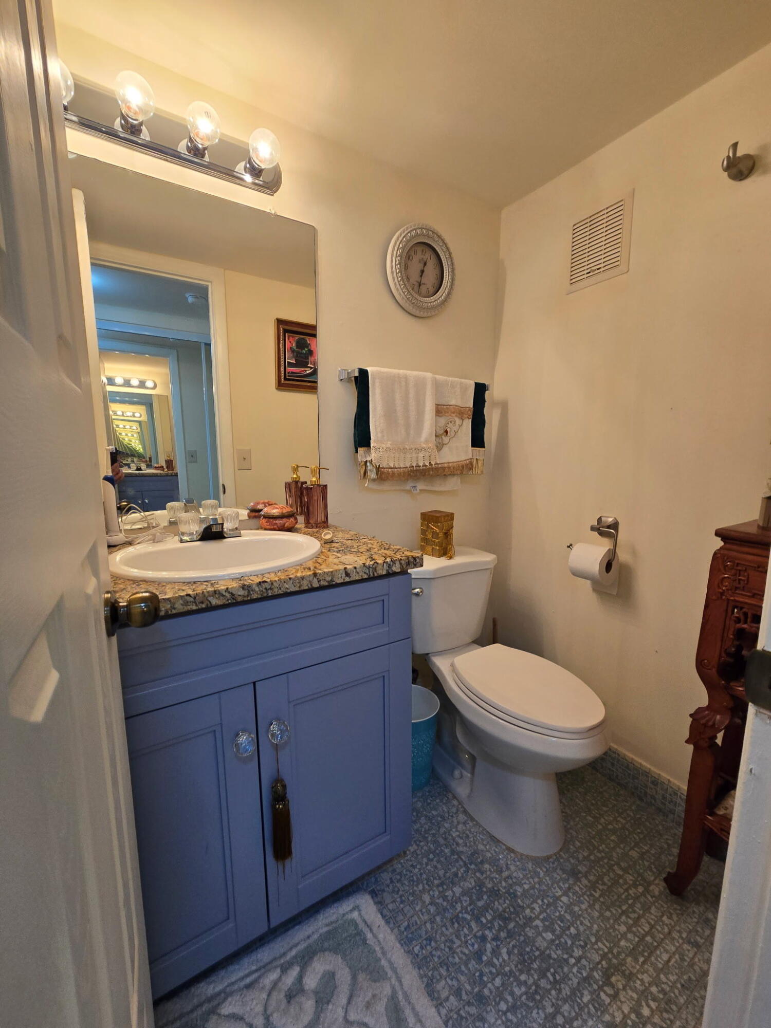PRESCOTT A CONDO - Residential Lease