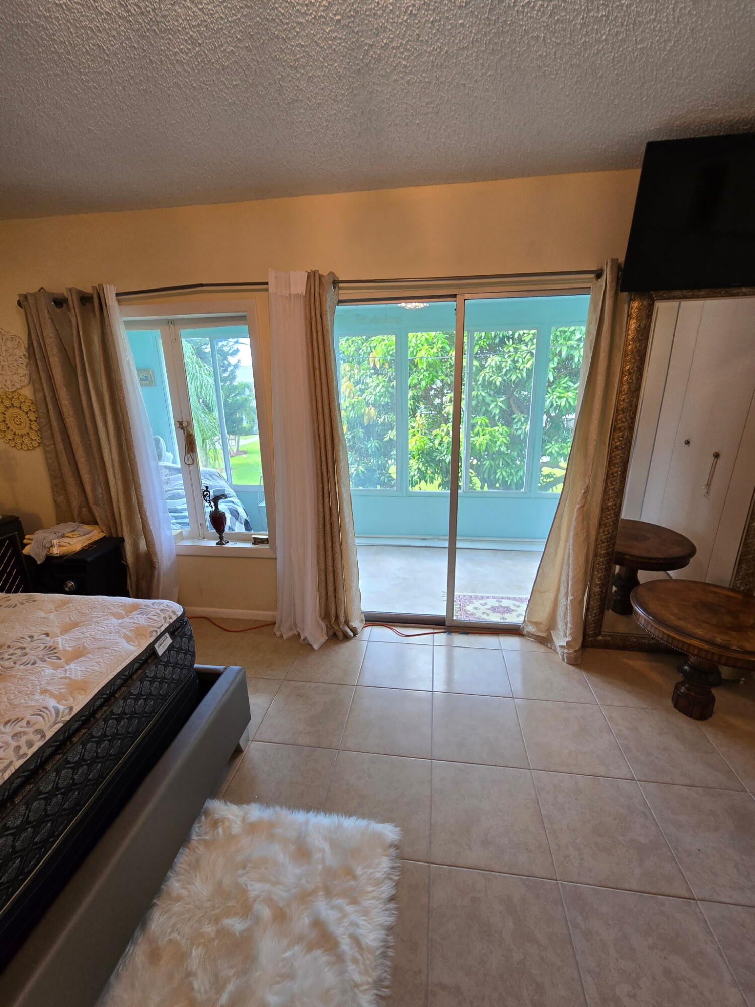 PRESCOTT A CONDO - Residential Lease