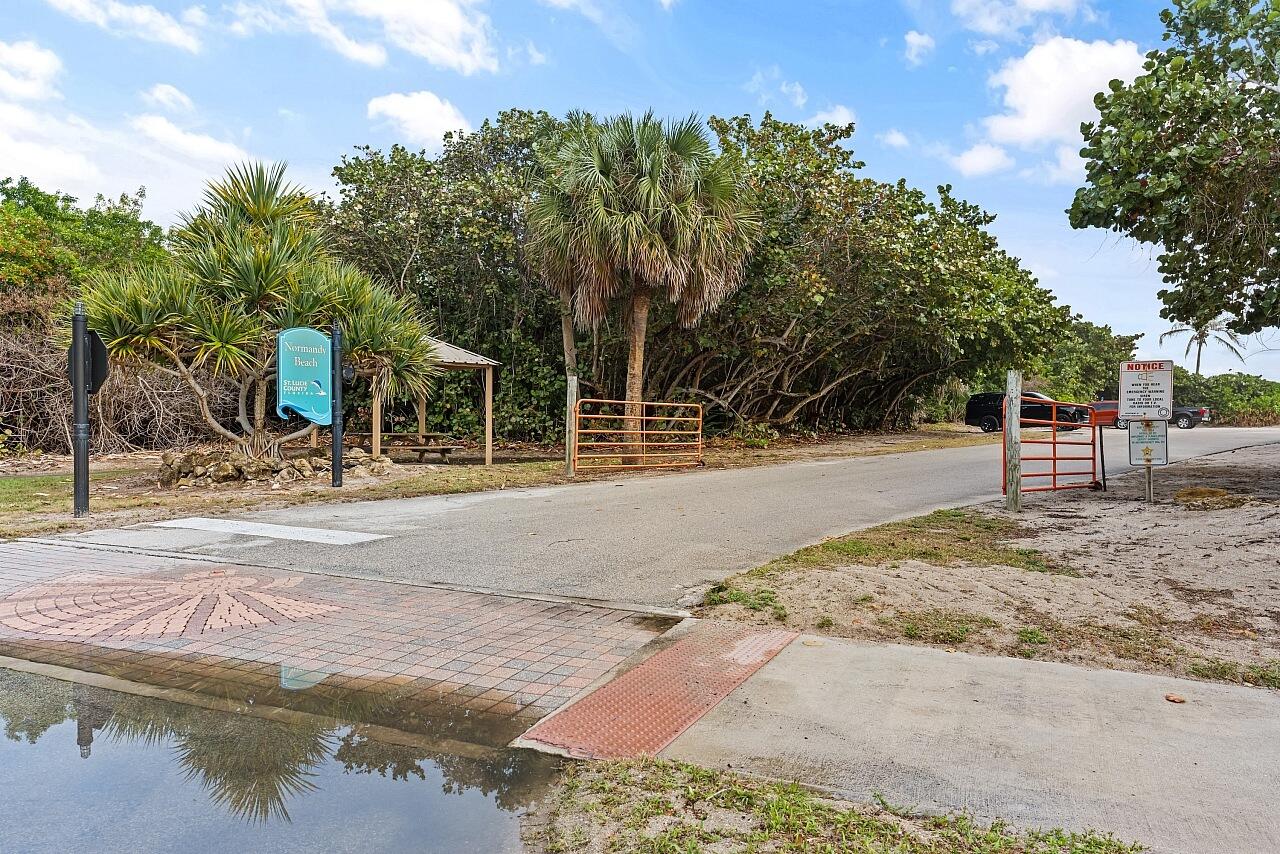 ALLWOOD RIVERFRONT - Residential