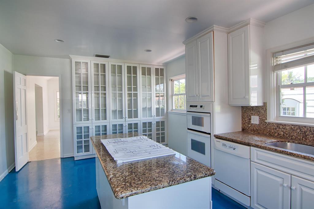 BOULEVARD ESTATES - Residential